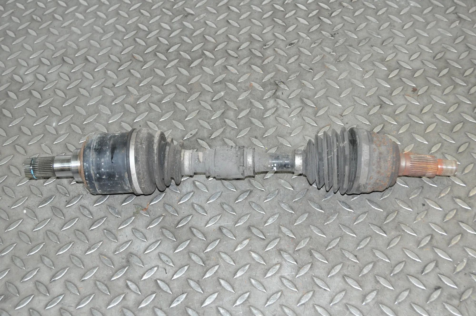 Mazda 6 (GH) Front Left Driveshaft Front Left Driveshaft — MAZDA 6 Hatchback GH (2...