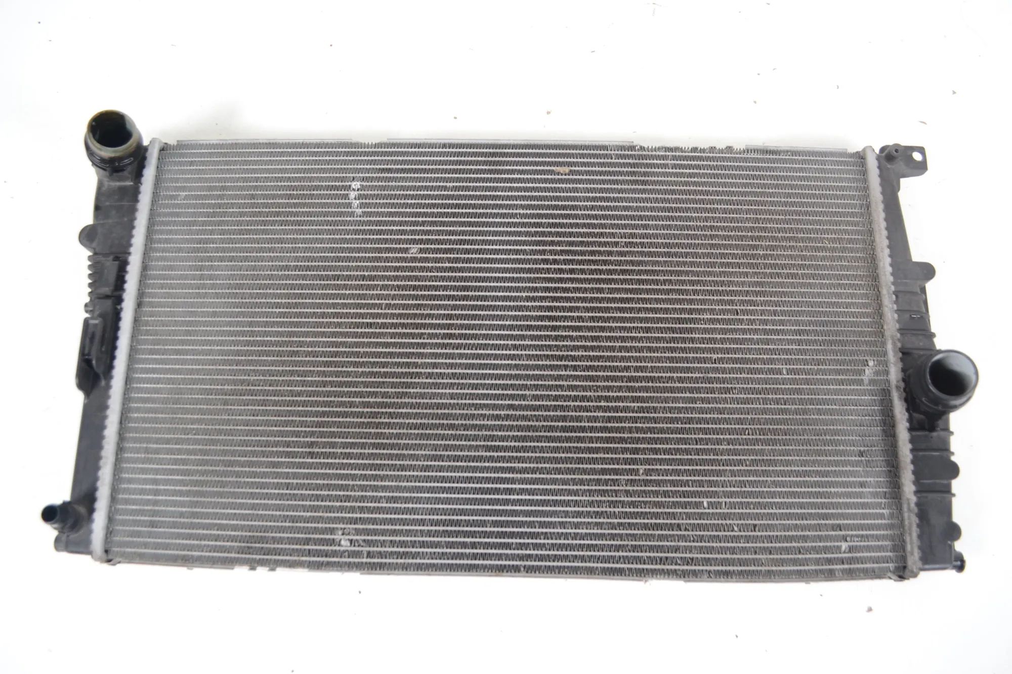 BMW 1 (E81 / E82 / E87 / E88) Cooling Radiator Cooling Radiator — BMW 1 F20 (2010-2019) — 7600...