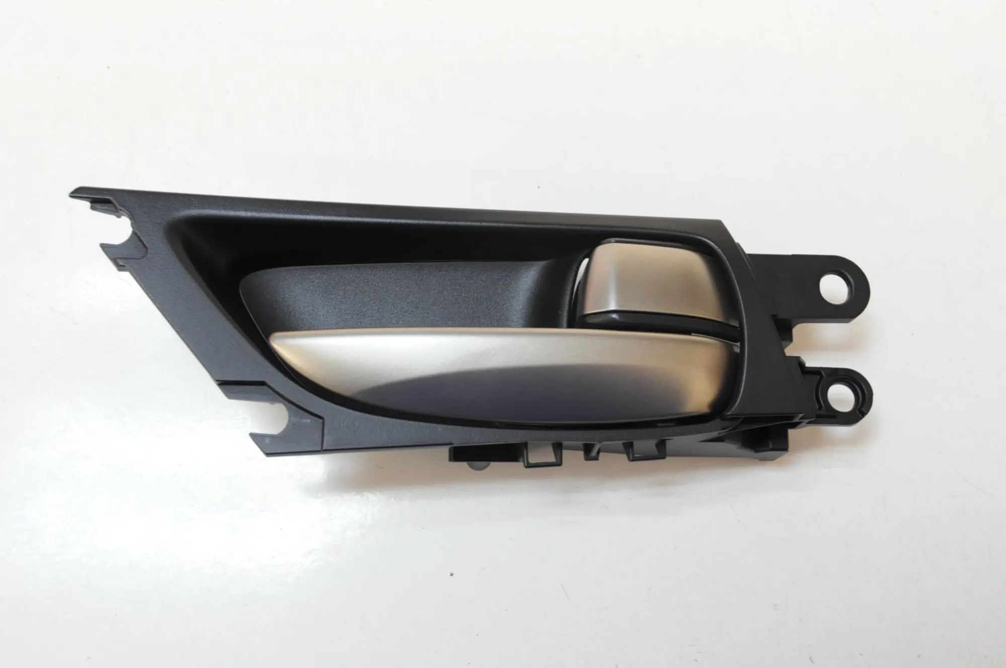 Lexus GS Interior door handle surround — rear right Interior door handle surround — rear right — LE...