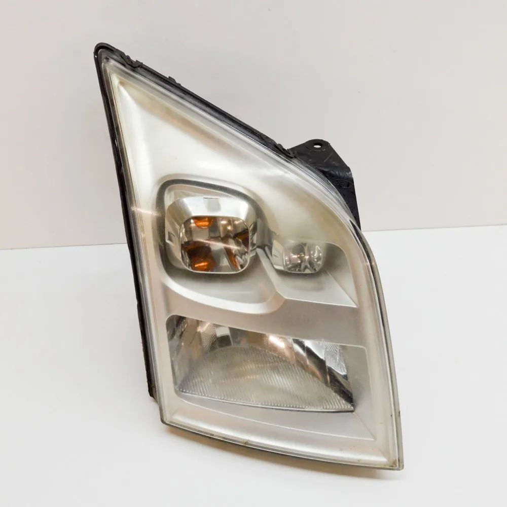 Ford Transit Connect / Tourneo Connect Front Right Headlight Front Right Headlight — FORD TRANSIT Van (2006-...