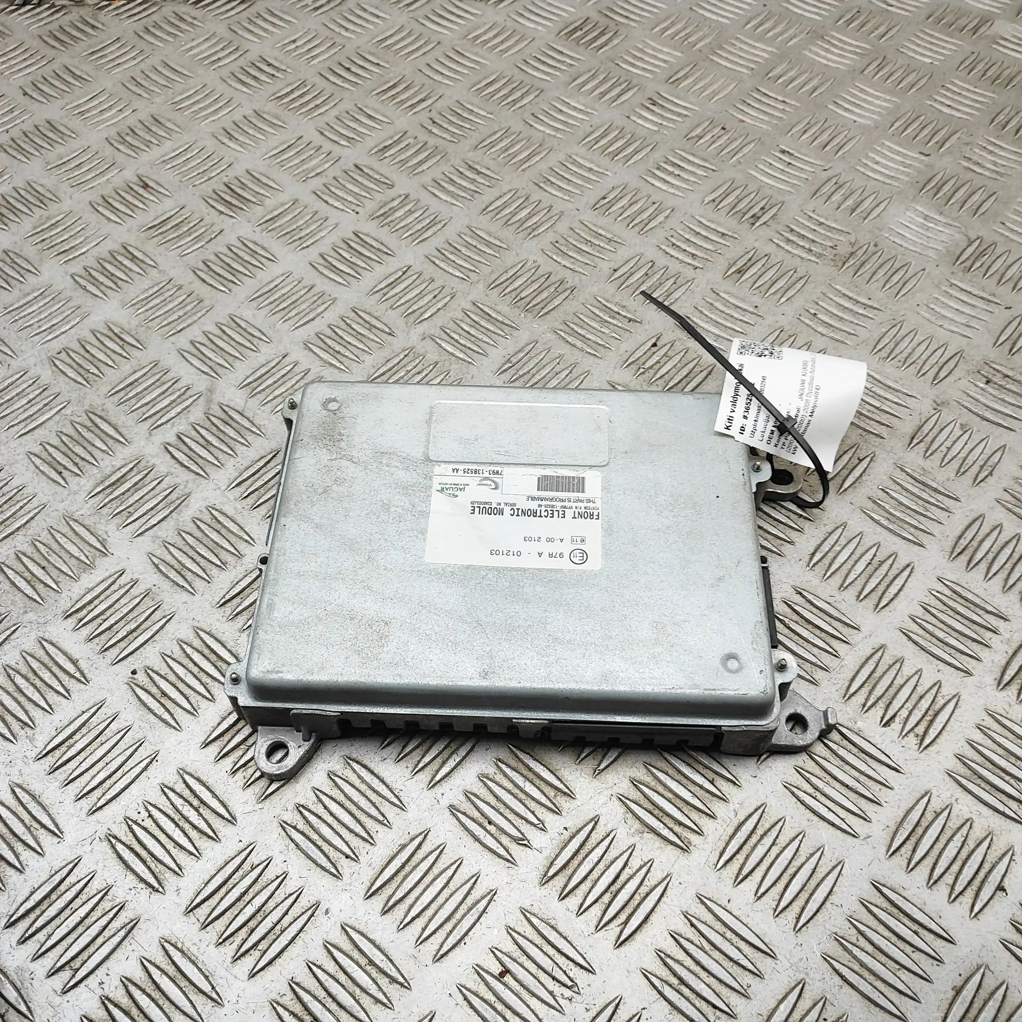 Jaguar XJ Comfort Control Unit Comfort Control Unit — JAGUAR XJ (X350) (2003-2...