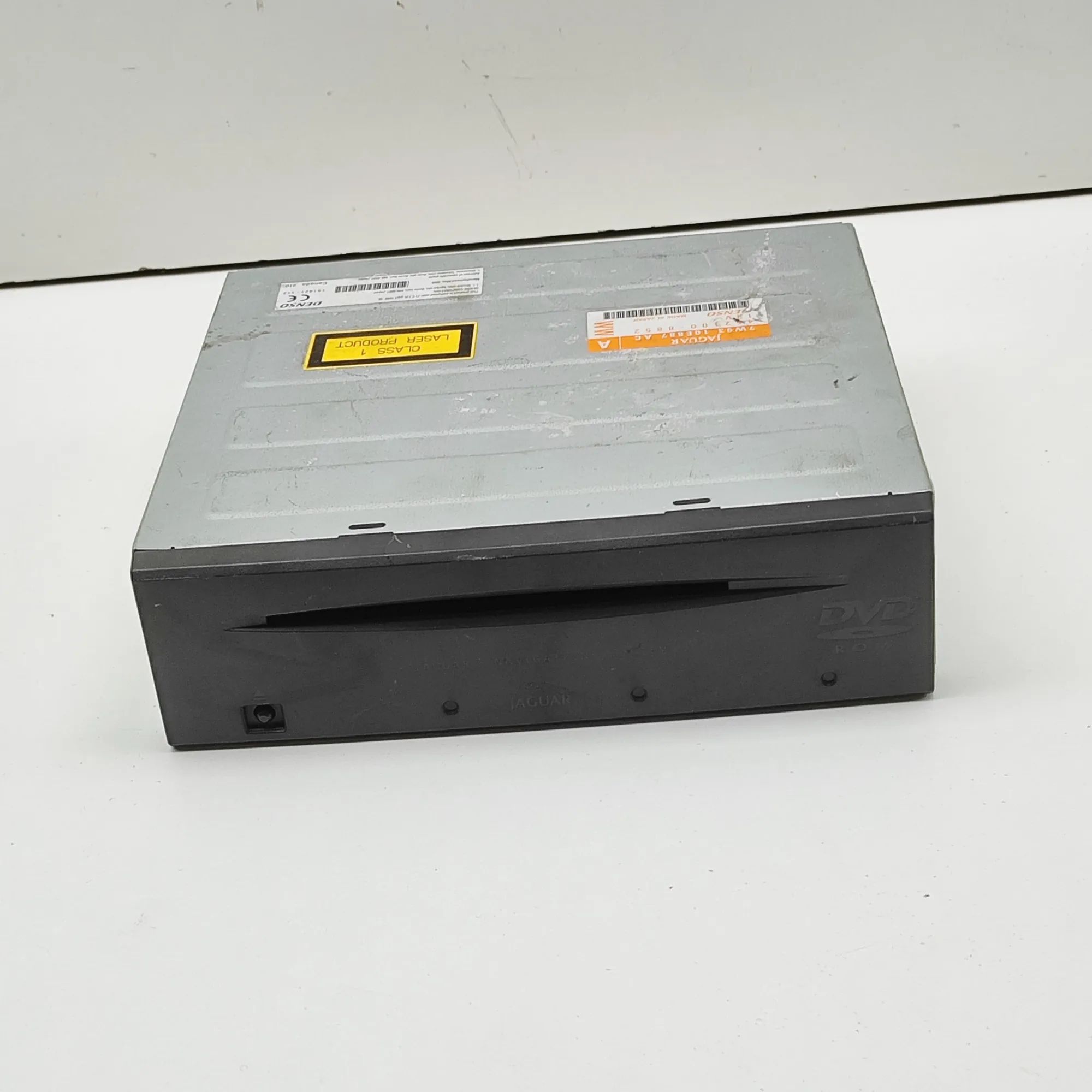 Jaguar XJ Navigation Control Unit Navigation Control Unit — JAGUAR XJ (X350) (200...