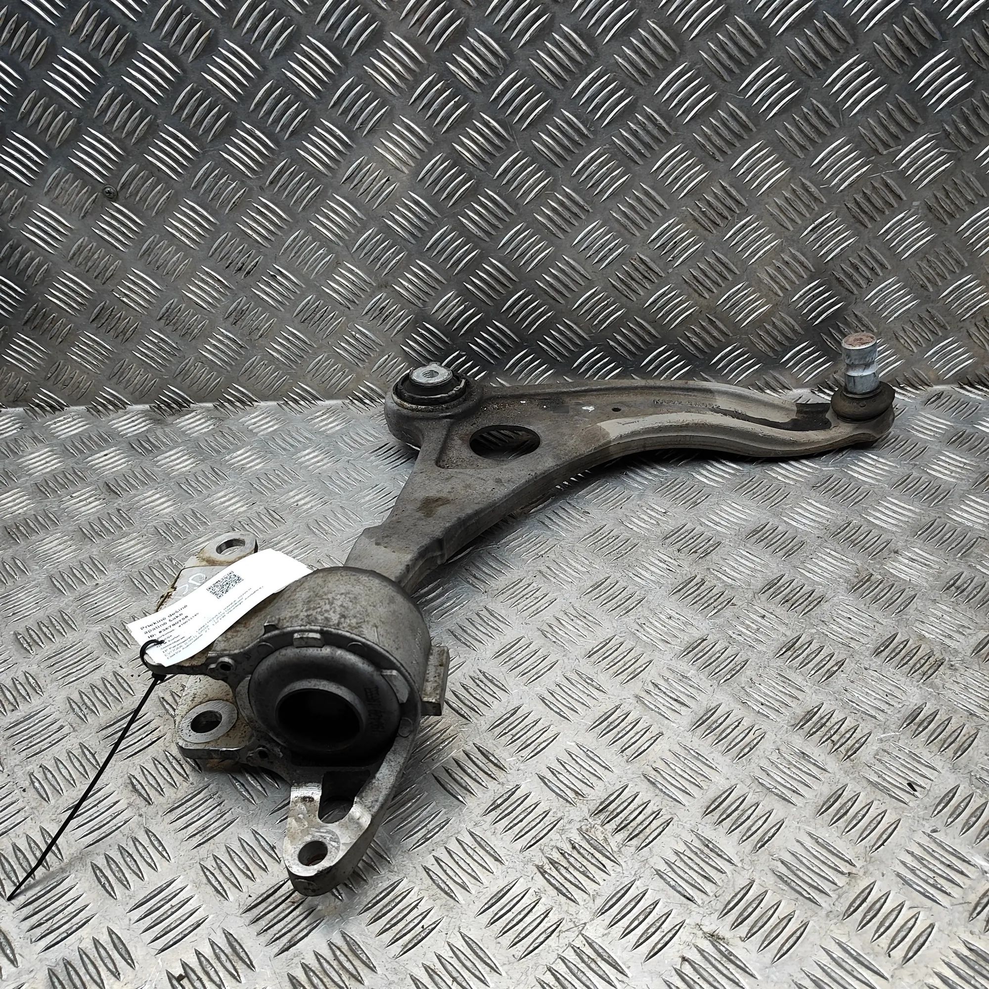 Land Rover Range Rover Evoque Front Right Lower Control Arm Front Right Lower Control Arm — LAND ROVER RANG...