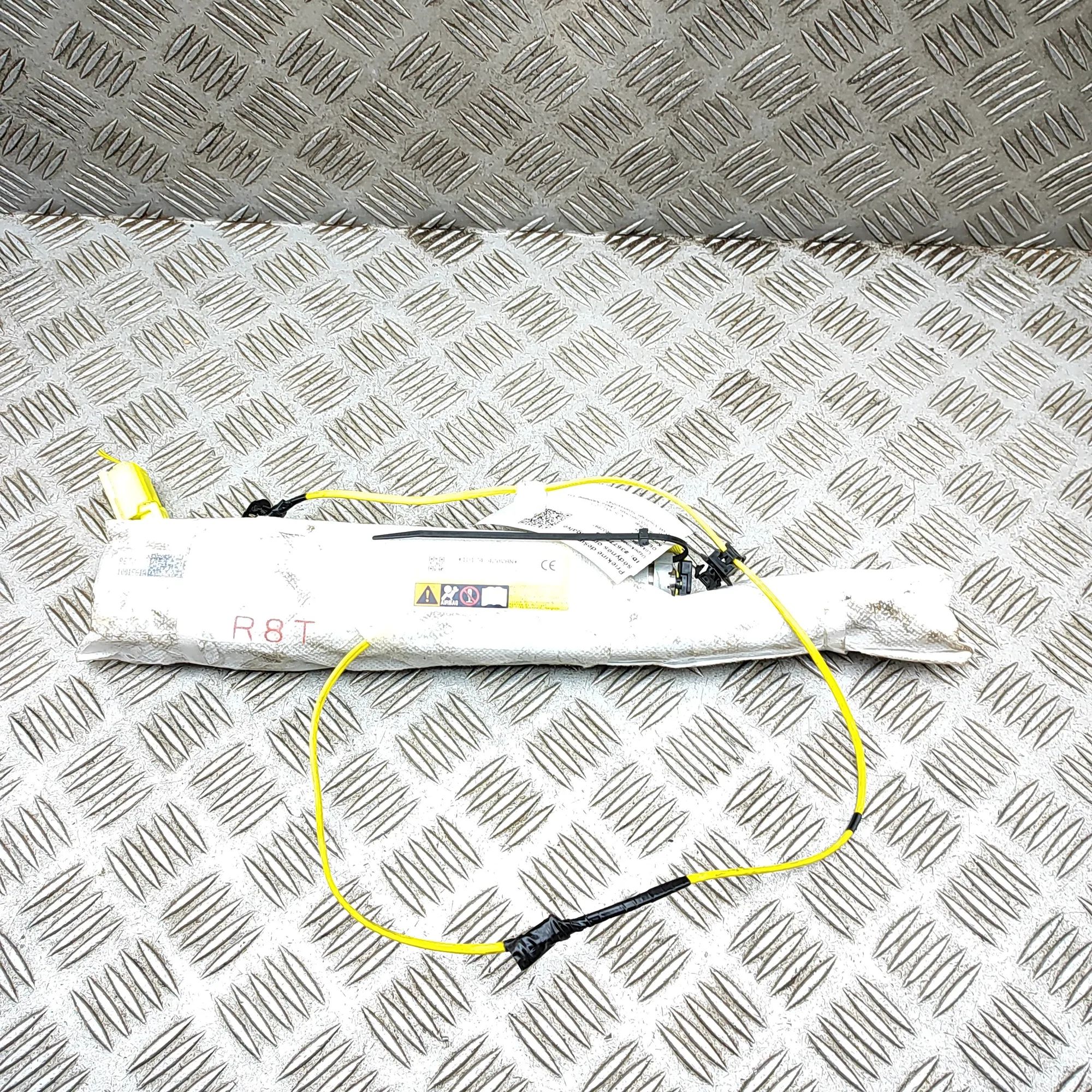 Lexus RX Seat airbag (SRS) — front right Seat airbag (SRS) — front right — LEXUS RX (_L2...