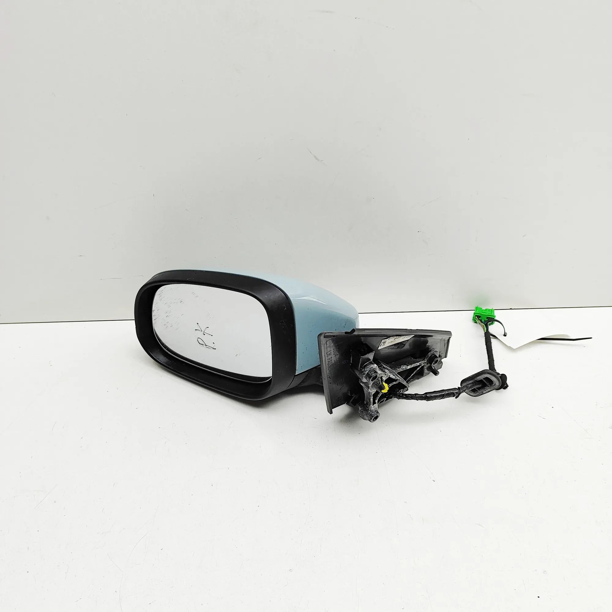 Volvo V40 Left Side Wing Mirror Left Side Wing Mirror — VOLVO V40 (Hatchback) (...