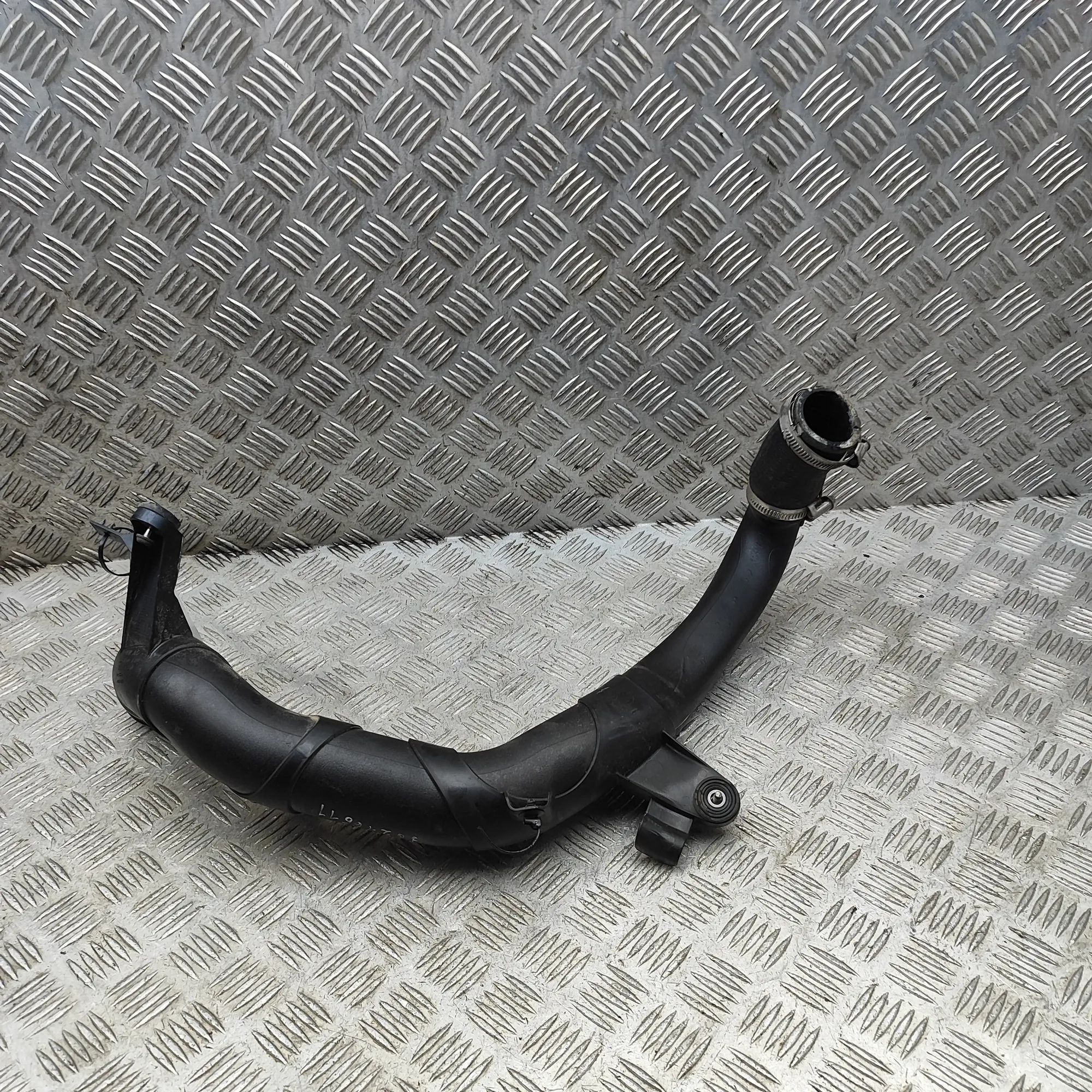 Skoda Octavia Intercooler Hose Pipe Intercooler Hose Pipe — SKODA OCTAVIA (III 5E3)...