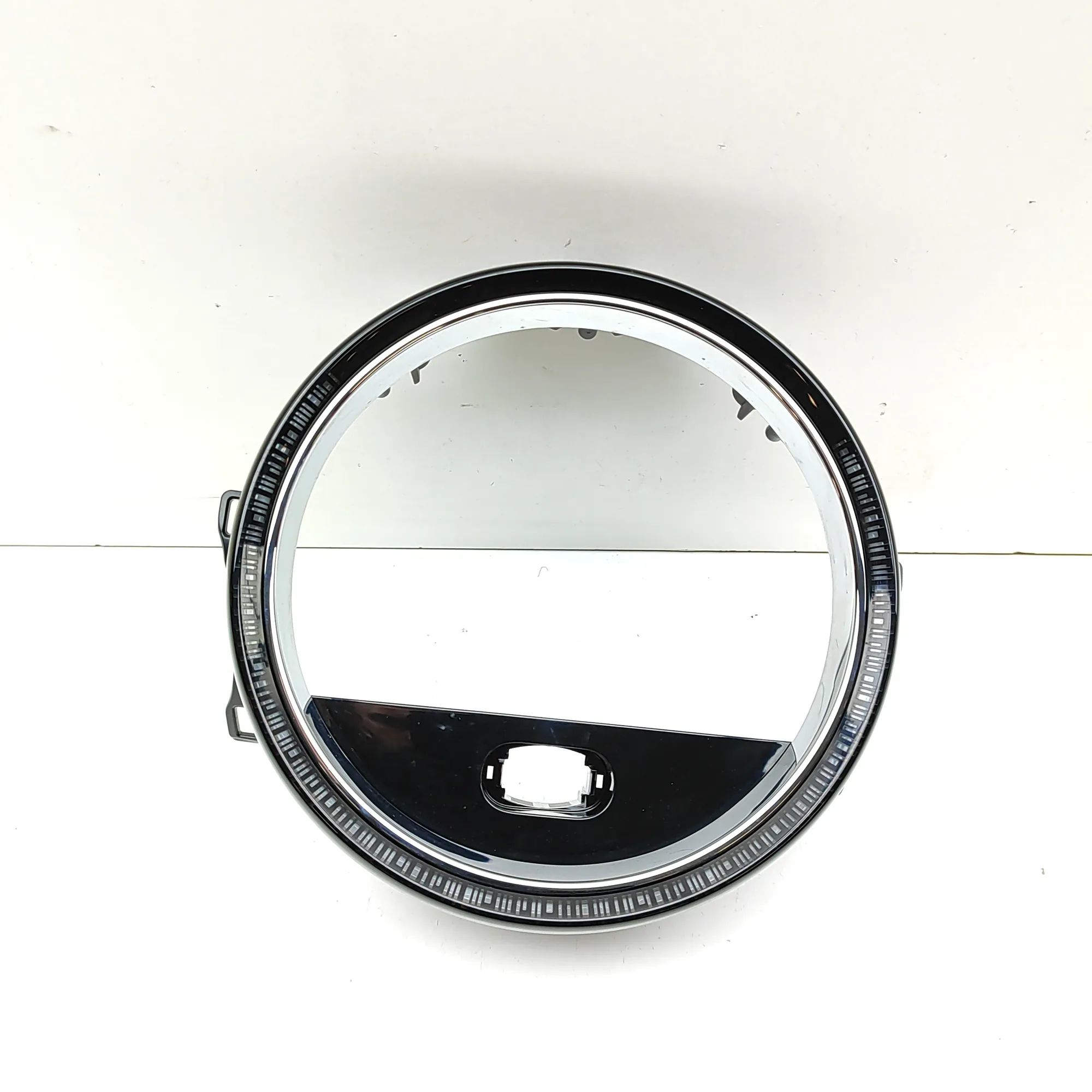 Mini One, Cooper (F55 / F56 / F57) Navigation screen trim