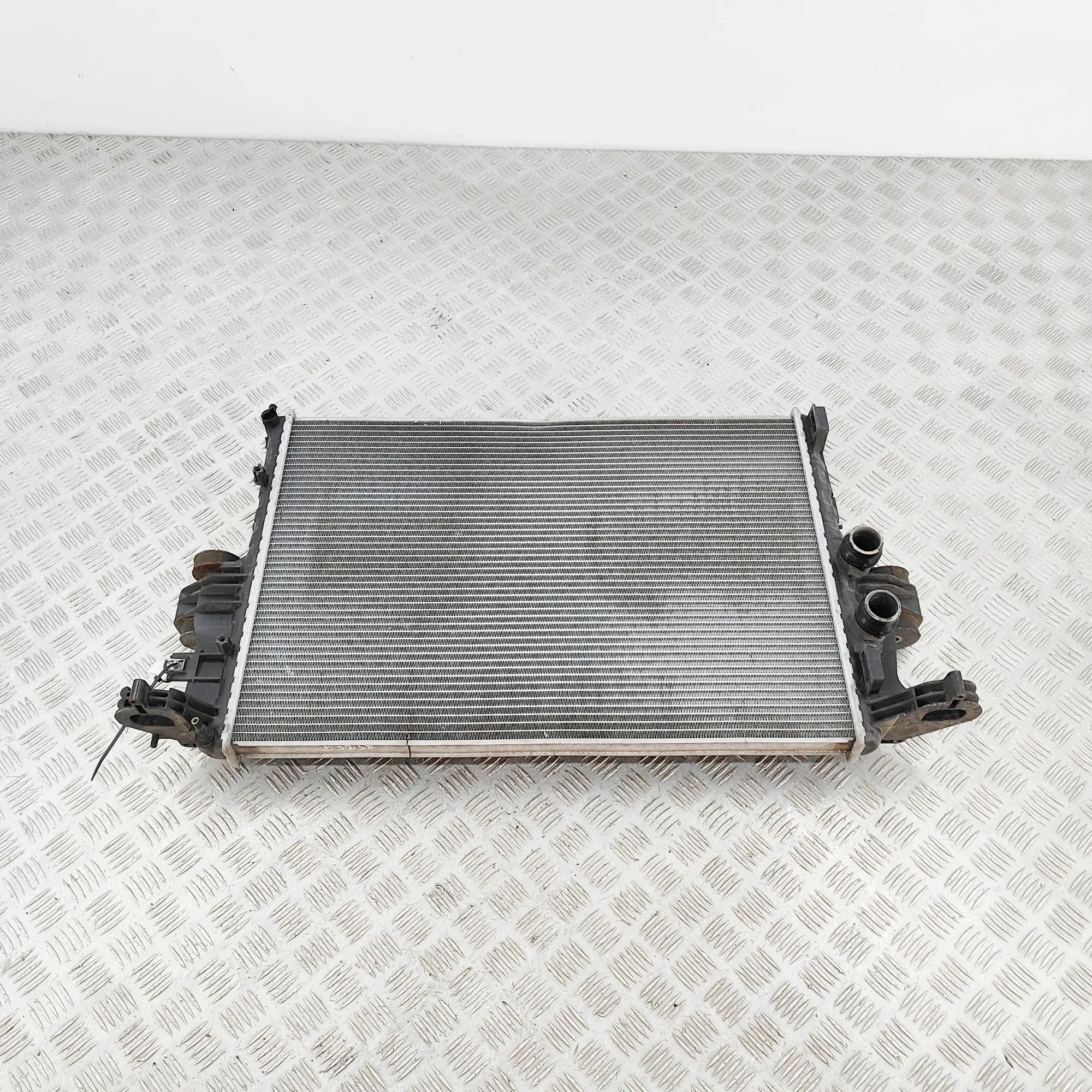Iveco Daily Cooling Radiator Cooling Radiator — IVECO DAILY (VI Flatbed) (20...