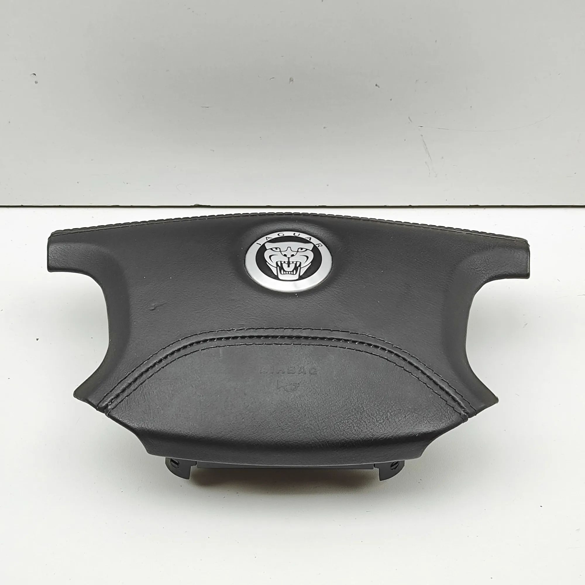 Jaguar XJ Steering Wheel Safety Bag SRS Steering Wheel Safety Bag SRS — JAGUAR XJ (X350...