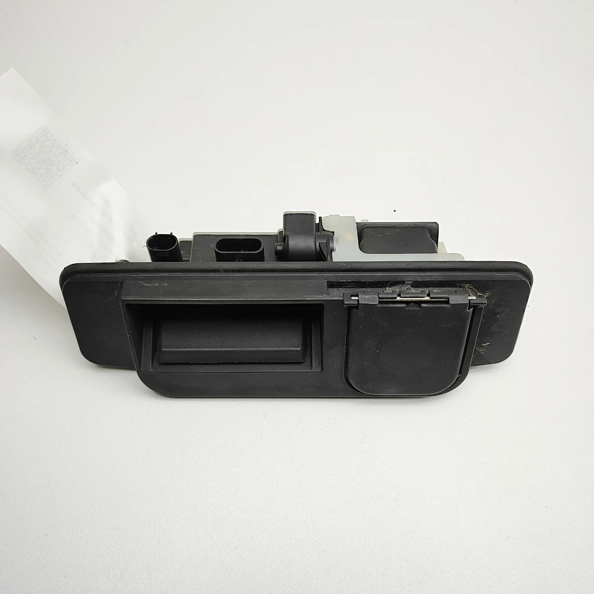 Mercedes-Benz A (W177) Tailgate Open Switch Tailgate Open Switch — MERCEDES BENZ S-CLASS (W...