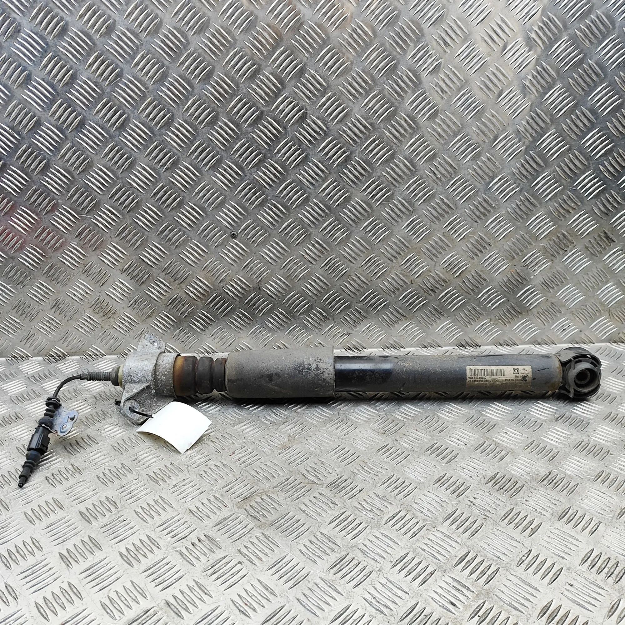 Porsche Macan Shock absorber — rear right Shock absorber — rear right — PORSCHE MACAN (DK...