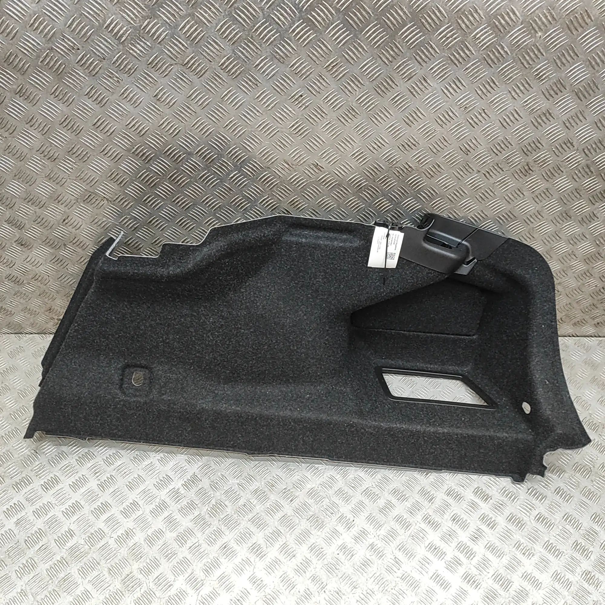 BMW 5 (G30 / G31) Right Side Trunk Trim Right Side Trunk Trim — BMW 5 SERIES (G60) (202...