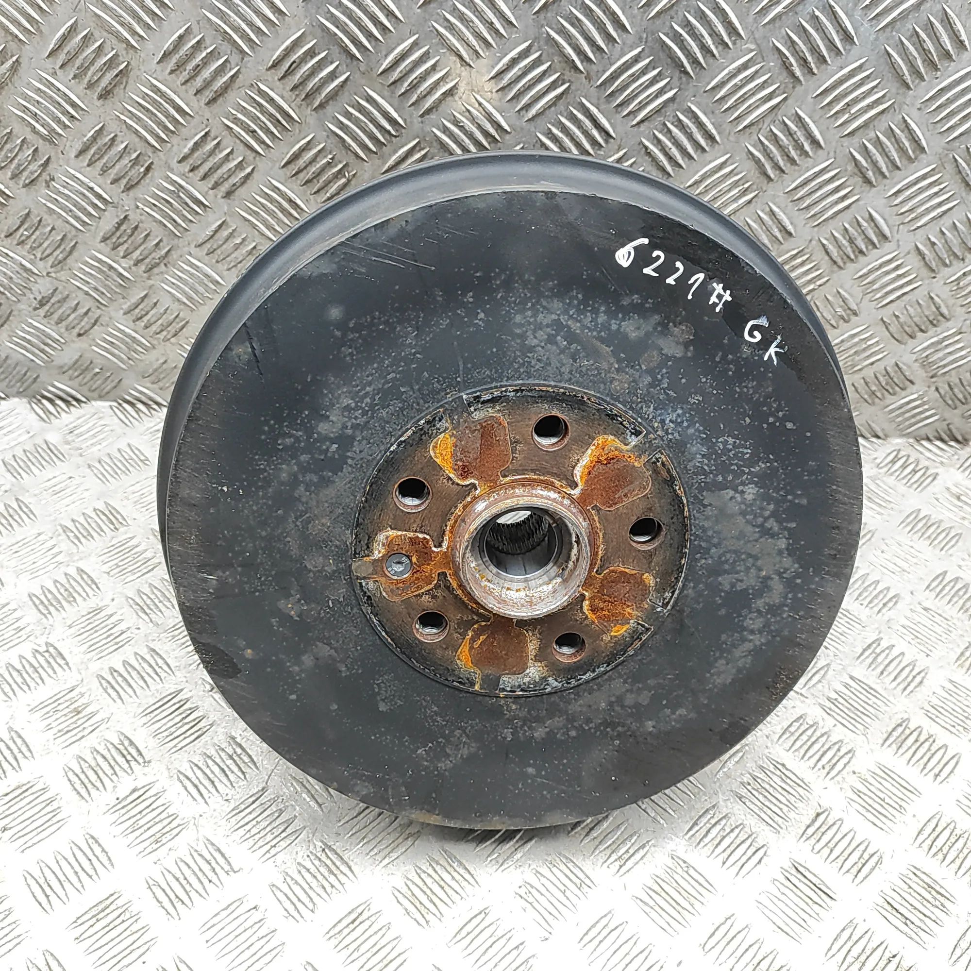Skoda Elroq  Rear Left Wheel Hub Spindle Rear Left Wheel Hub Spindle — SKODA ELROQ (2024...