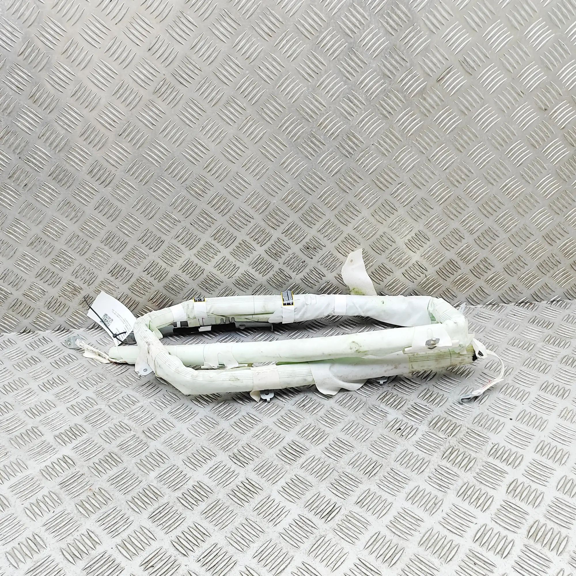 Maserati Ghibli Left Side Roof Safety Curtain SRS Left Side Roof Safety Curtain SRS — MASERATI GH...