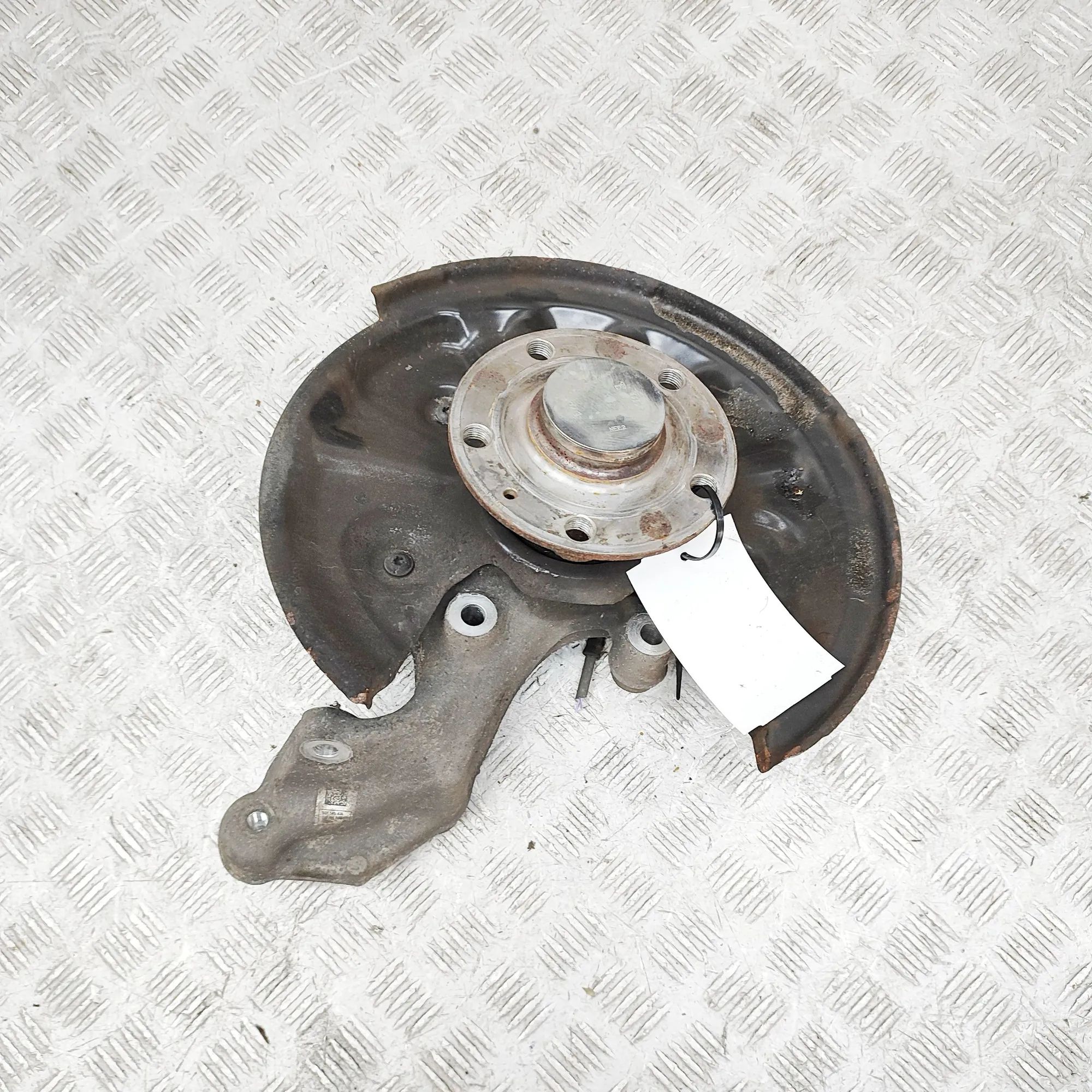 Volkswagen Arteon Rear Right Wheel Hub Rear Right Wheel Hub — VW ARTEON (3H7) (2017-.....