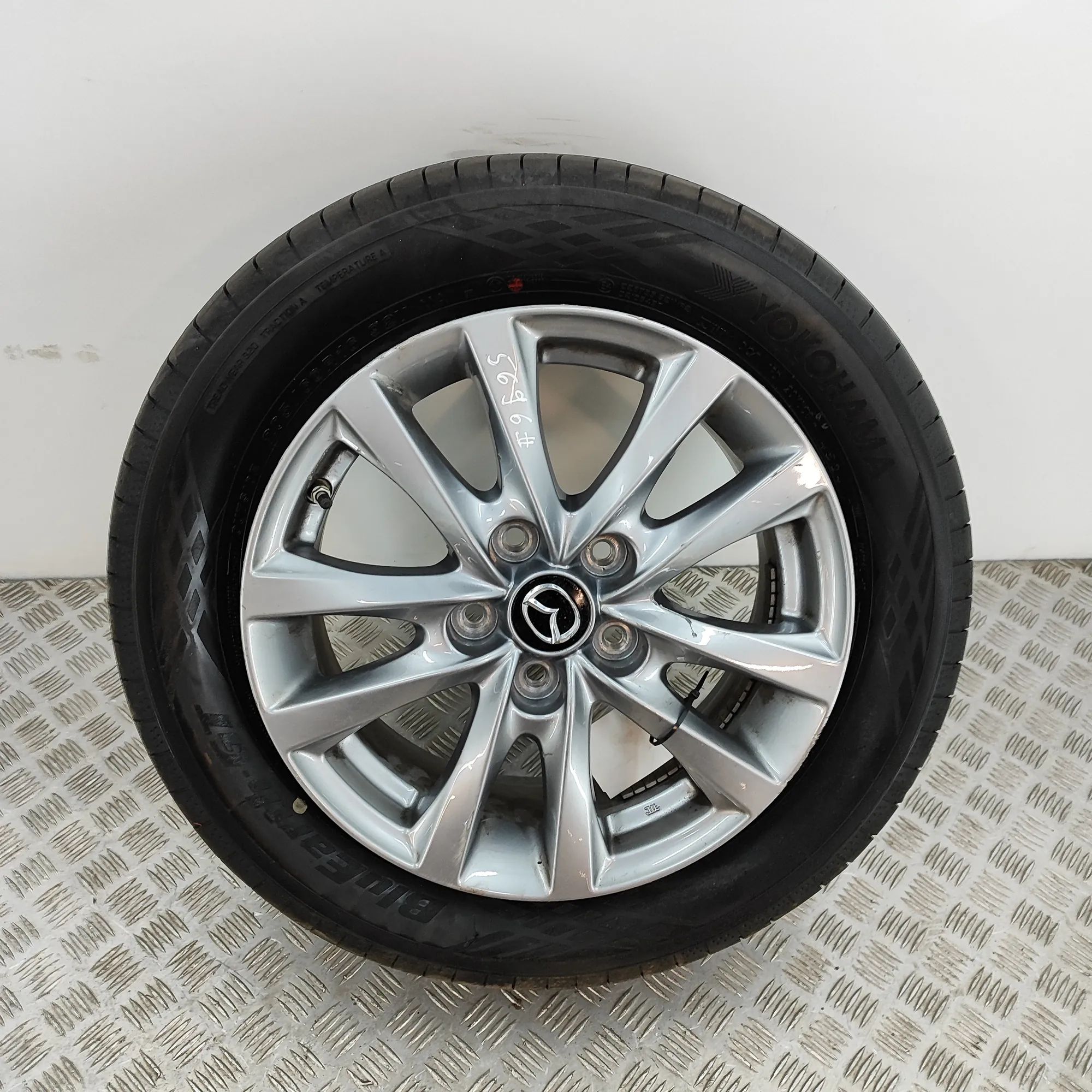 Mazda 3 (BP) Alloy Wheel Alloy wheel — MAZDA 3 (Hatchback BP) (2018-...)...