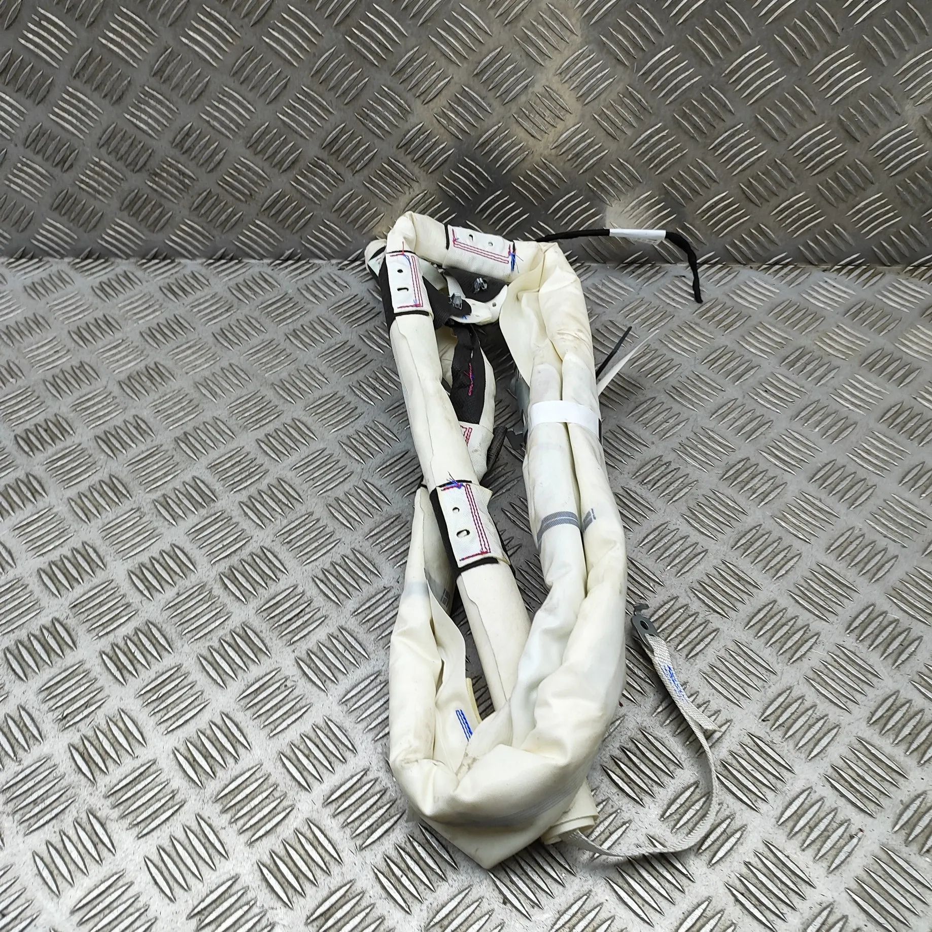 Peugeot 508 Right Side Roof Safety Curtain SRS Right Side Roof Safety Curtain SRS — PEUGEOT 50...