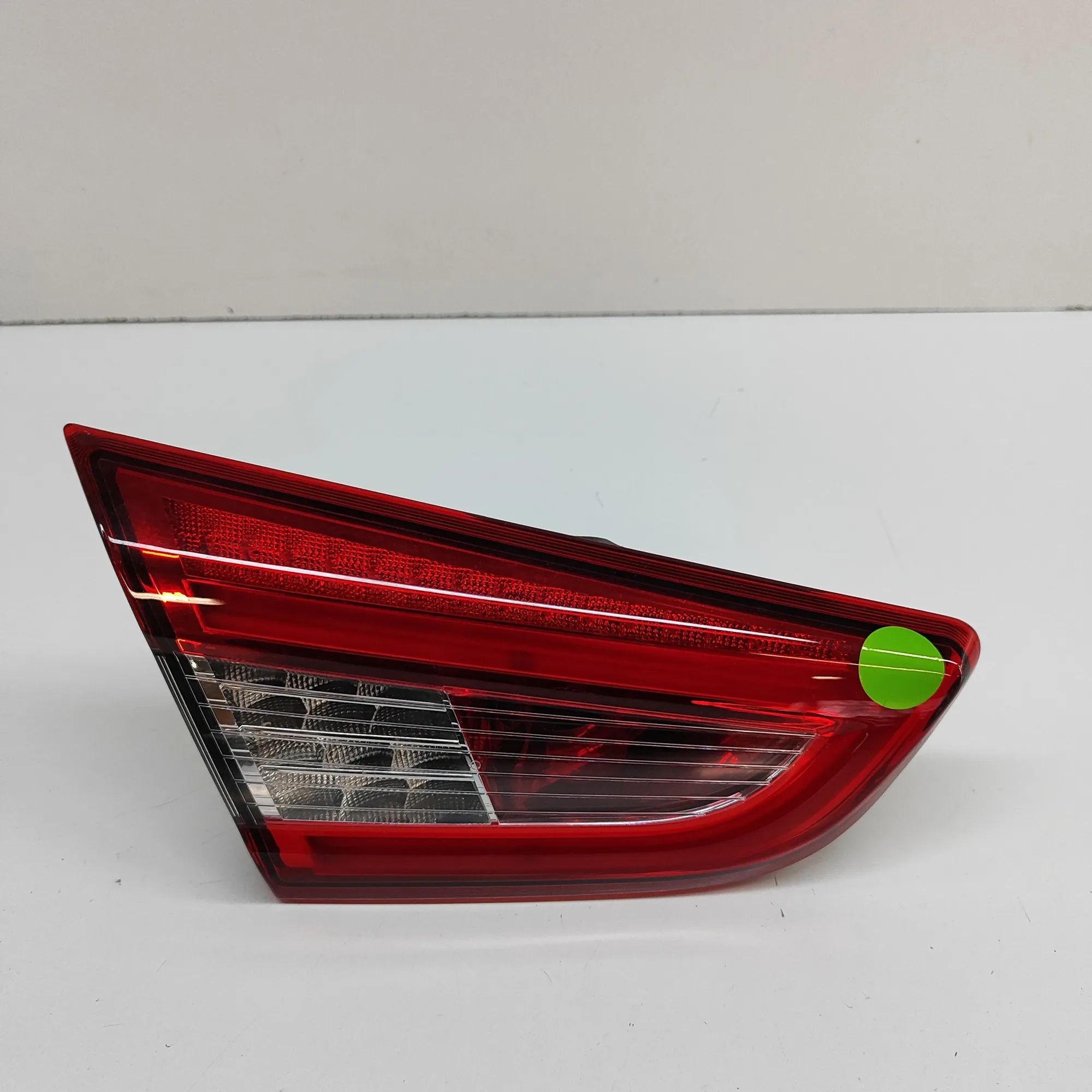 Maserati Ghibli Left Side Tailgate Tail Light Left Side Tailgate Tail Light — MASERATI GHIBLI...