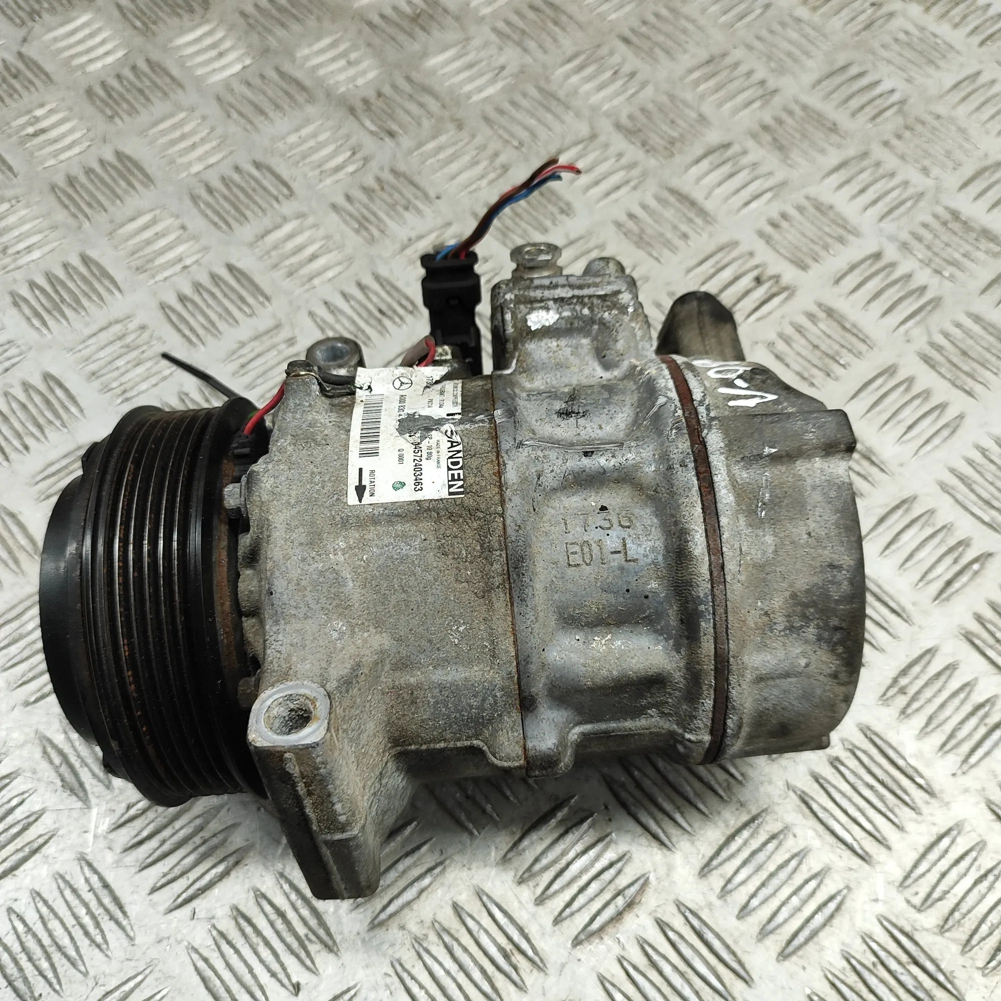Mercedes-Benz A (W176) Air-conditioning compressor Air-conditioning compressor — MERCEDES BENZ C-C...