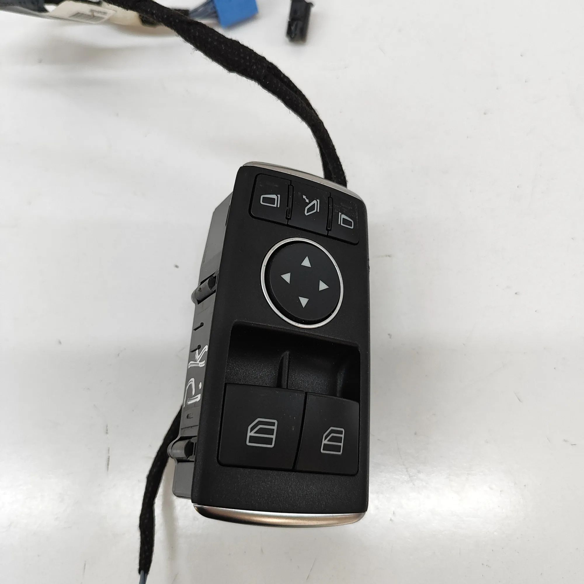 Mercedes-Benz A (W176) Door window switch — front left Door window switch — front left — MERCEDES BENZ...