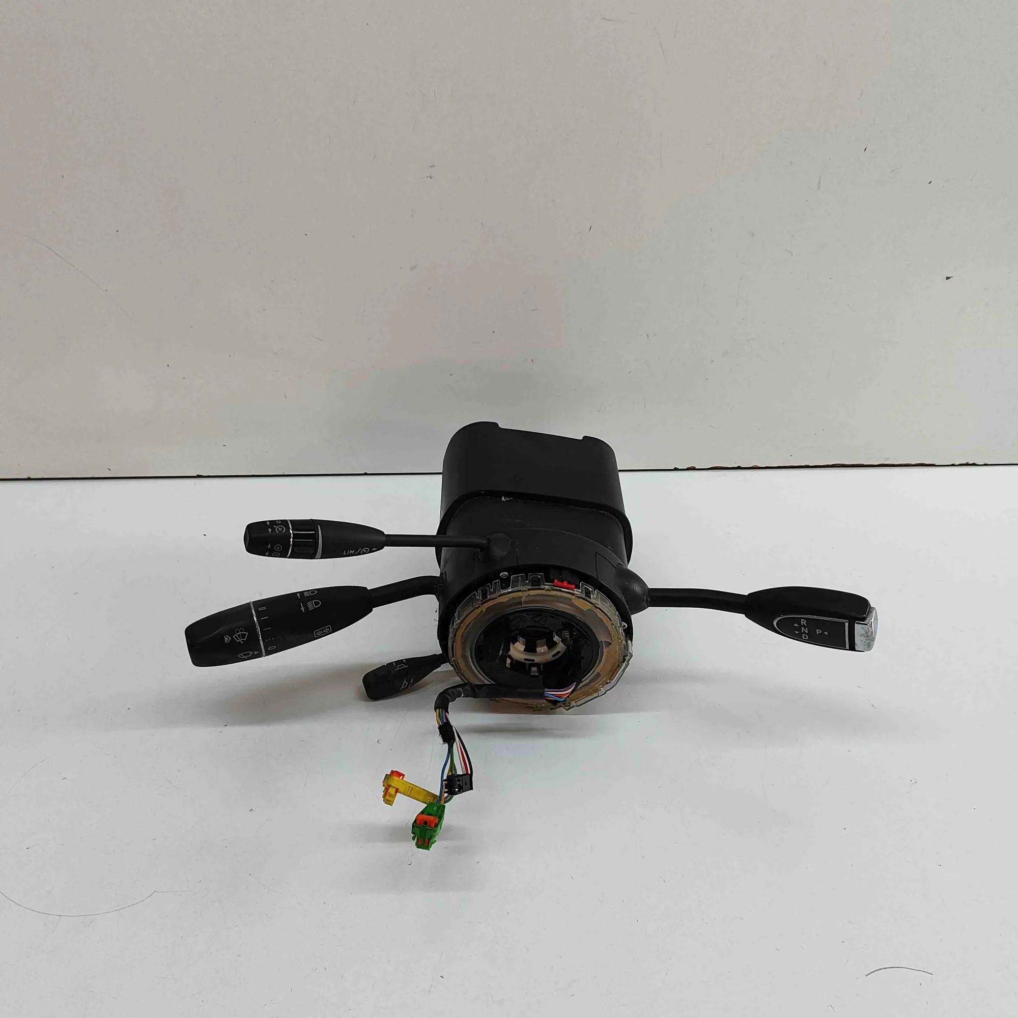Mercedes-Benz A (W169) Indicator Wiper Stalk Switch Indicator Wiper Stalk Switch — MERCEDES BENZ S-...