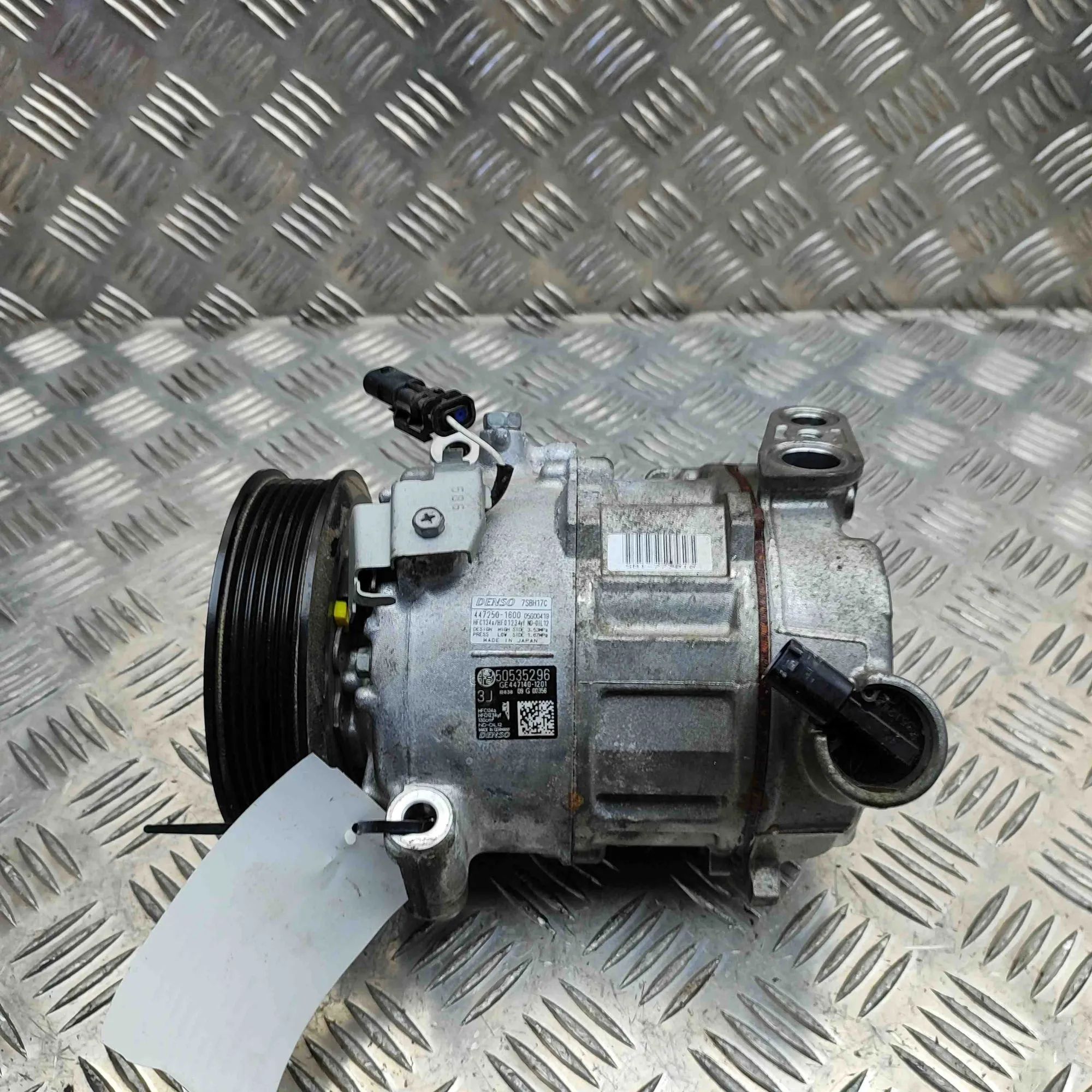Alfa-Romeo Stelvio Air-conditioning compressor Air-conditioning compressor — ALFA ROMEO STELVI...