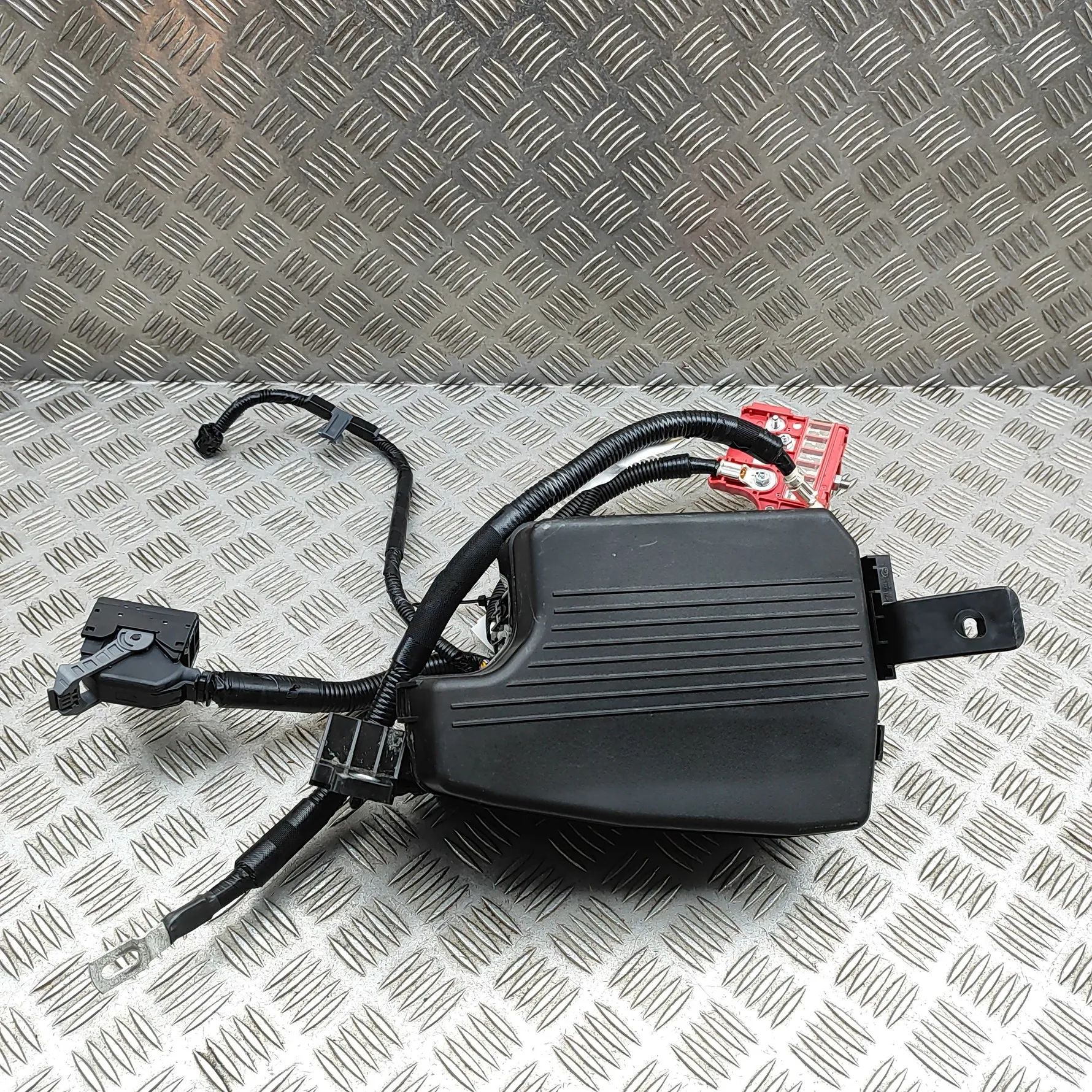 Mazda CX-5 (KF) Fuse box Fuse box — MAZDA CX-5 (KF) (2016-...) — KD45-66...