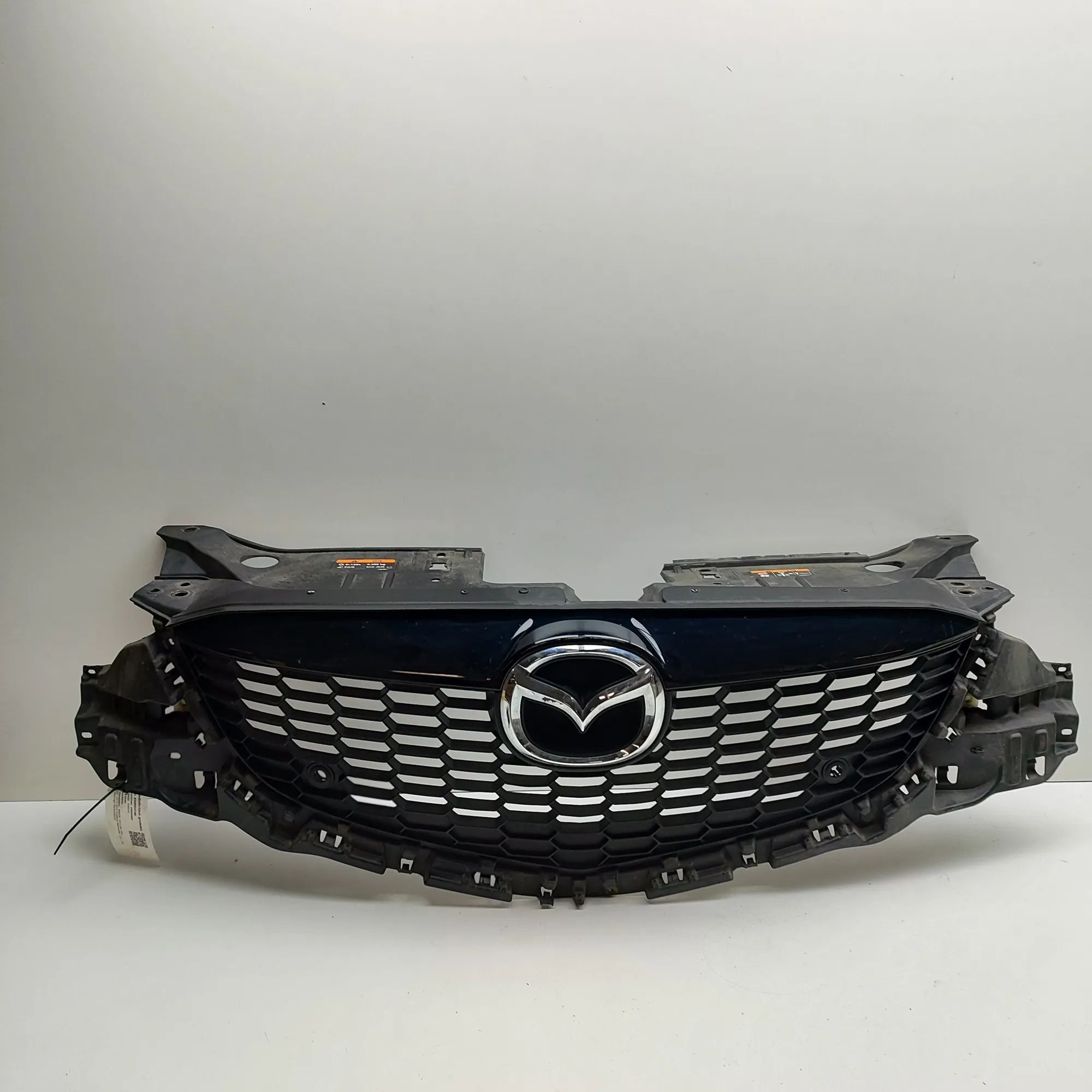 Mazda CX-5 (KE) Radiator Grille Radiator grille — MAZDA CX-5 (KE, GH) (2011-201...