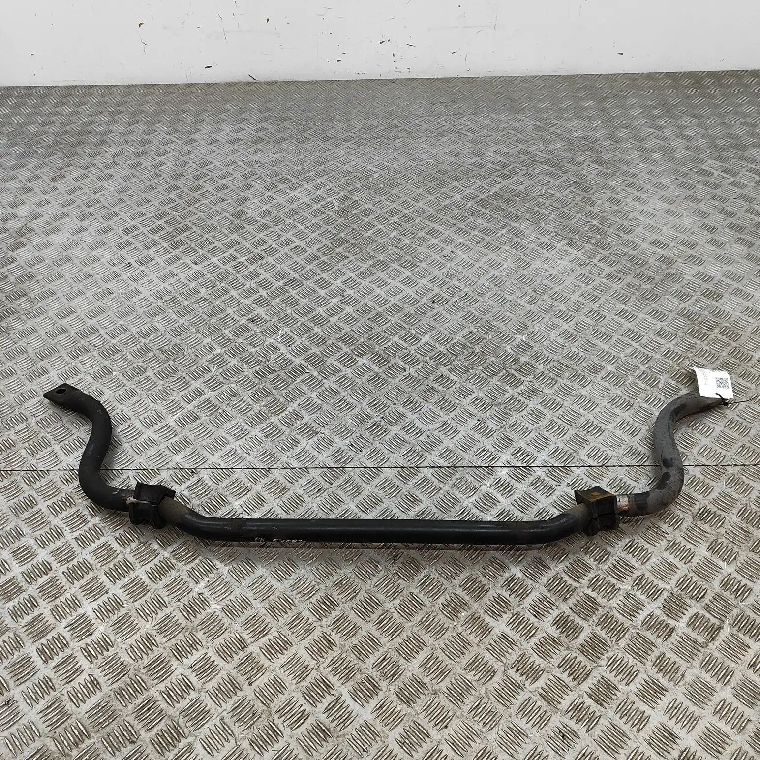 Cadillac Escalade Front Anti Roll Bar Front Anti Roll Bar — CADILLAC ESCALADE (2014-....