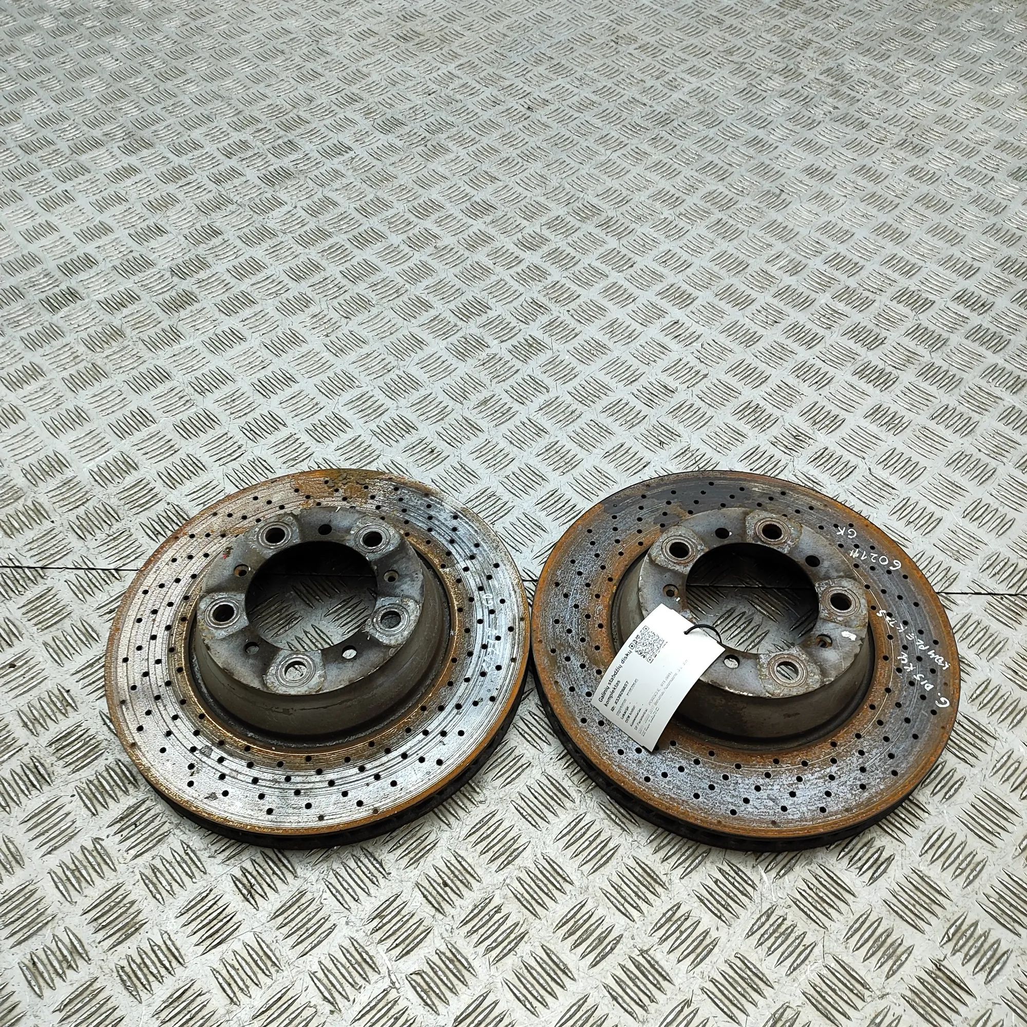 Porsche 911 (991) Rear Brake Disc Kit Rear Brake Disc Kit — PORSCHE 911 (991) (2011-2...