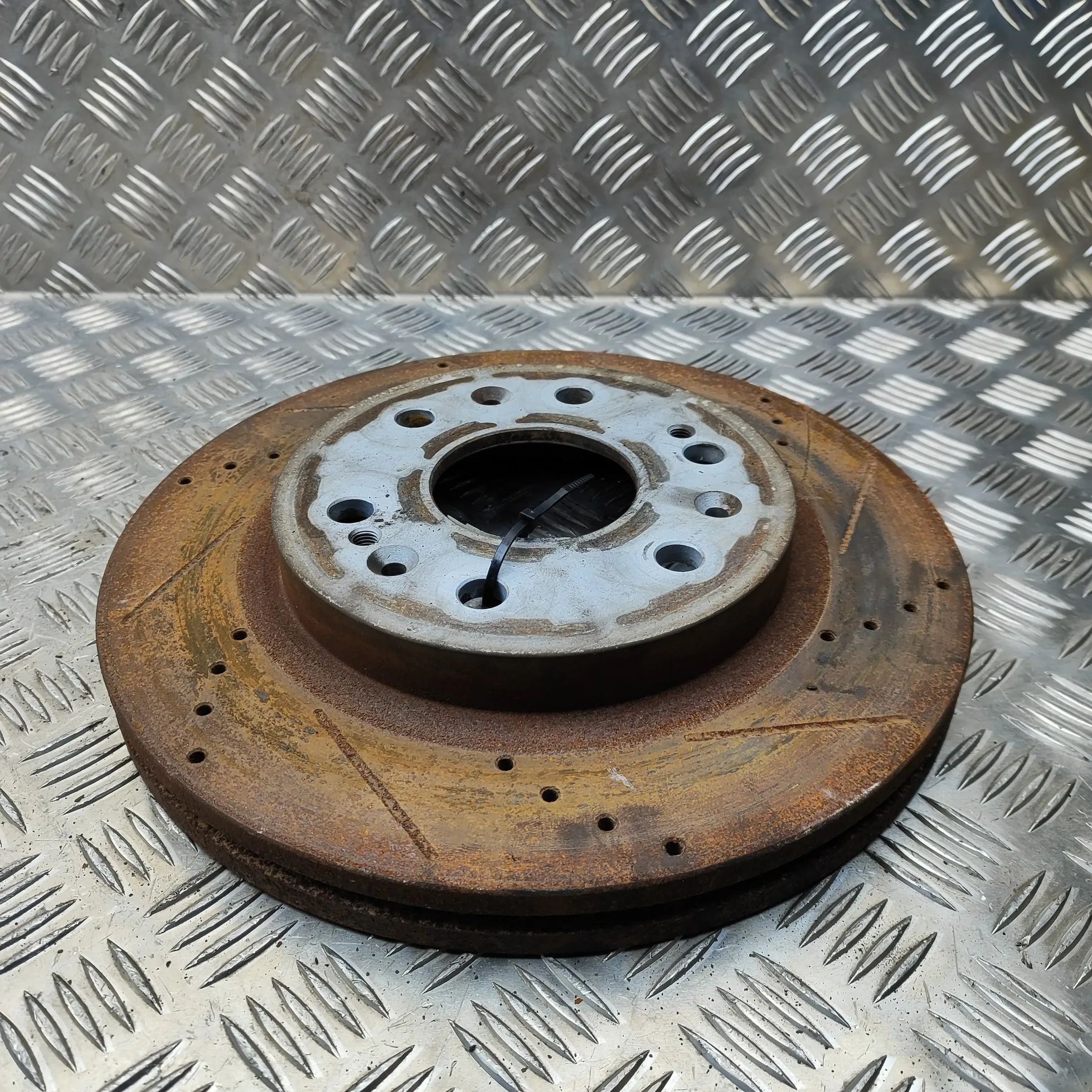 Cadillac Escalade Front Right Brake Disc Front Right Brake Disc — CADILLAC ESCALADE (201...