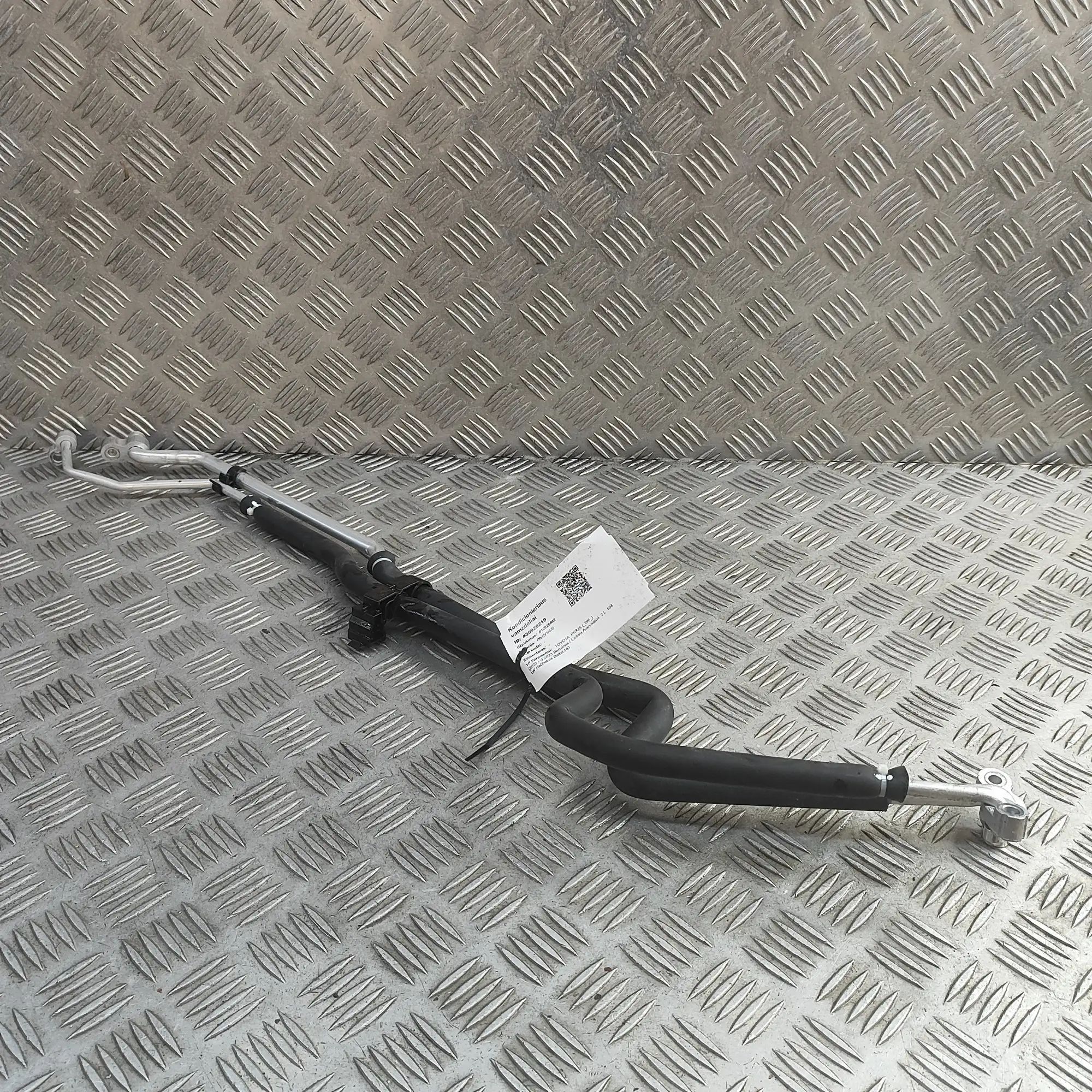 Toyota Prius A/C Air Con Hose Pipe A/C Air Con Hose Pipe — TOYOTA PRIUS (_W6_) (20...