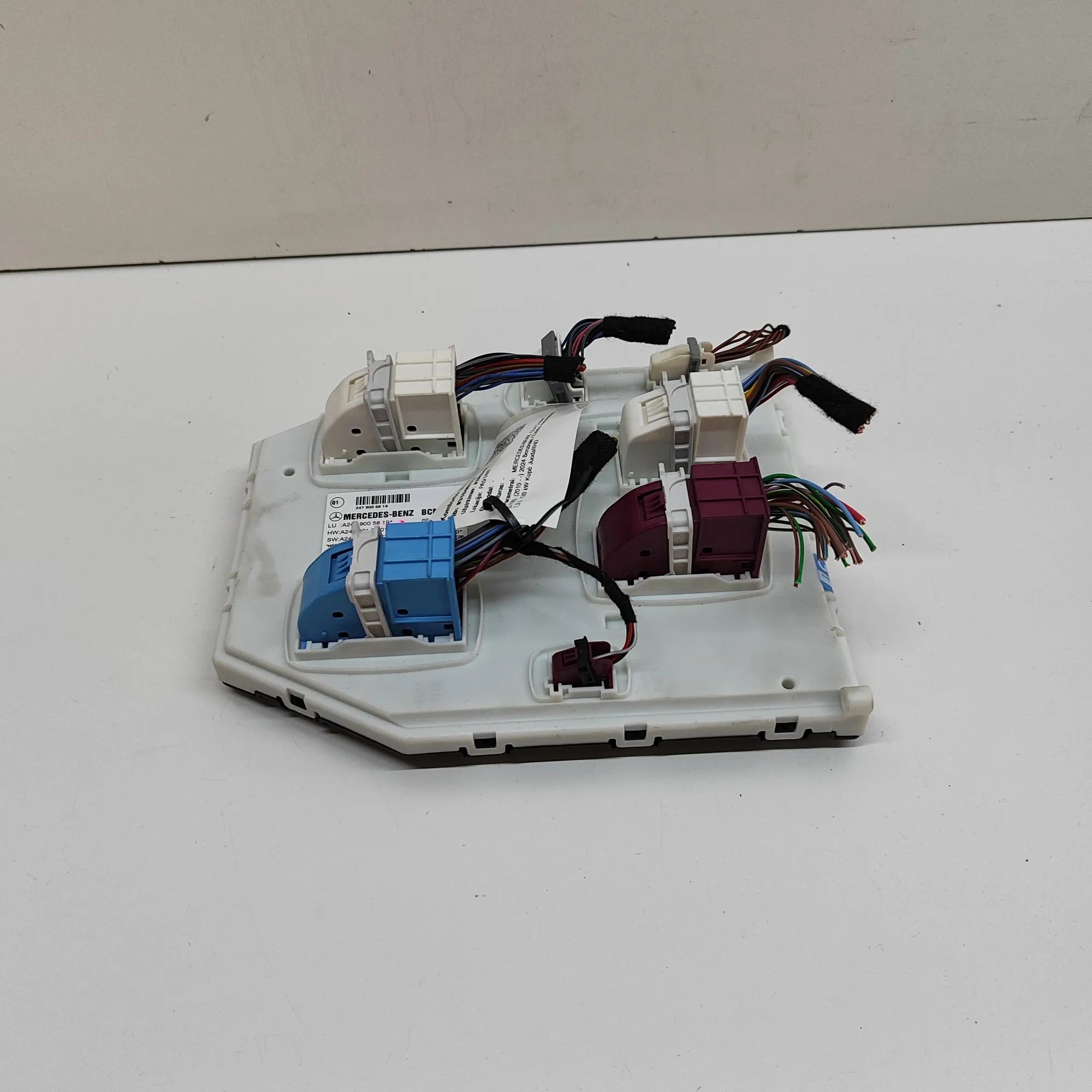 Mercedes-Benz CLA (C118) Comfort Control Unit Comfort Control Unit — MERCEDES BENZ CLA (Coupe...
