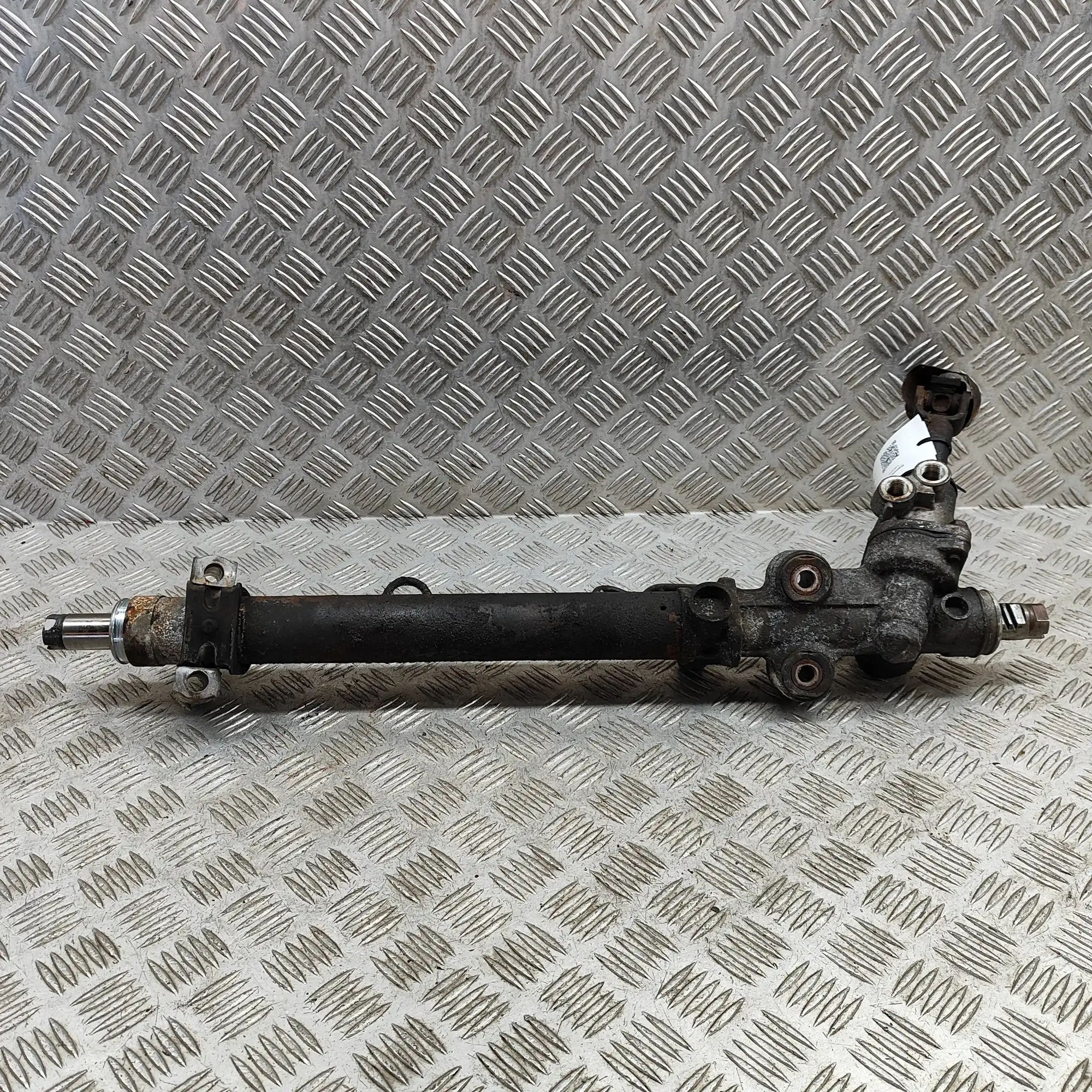 Lexus GS рулевая рейка / червяк Steering Rack — LEXUS GS (JZS160_, UZS161_, UZS...