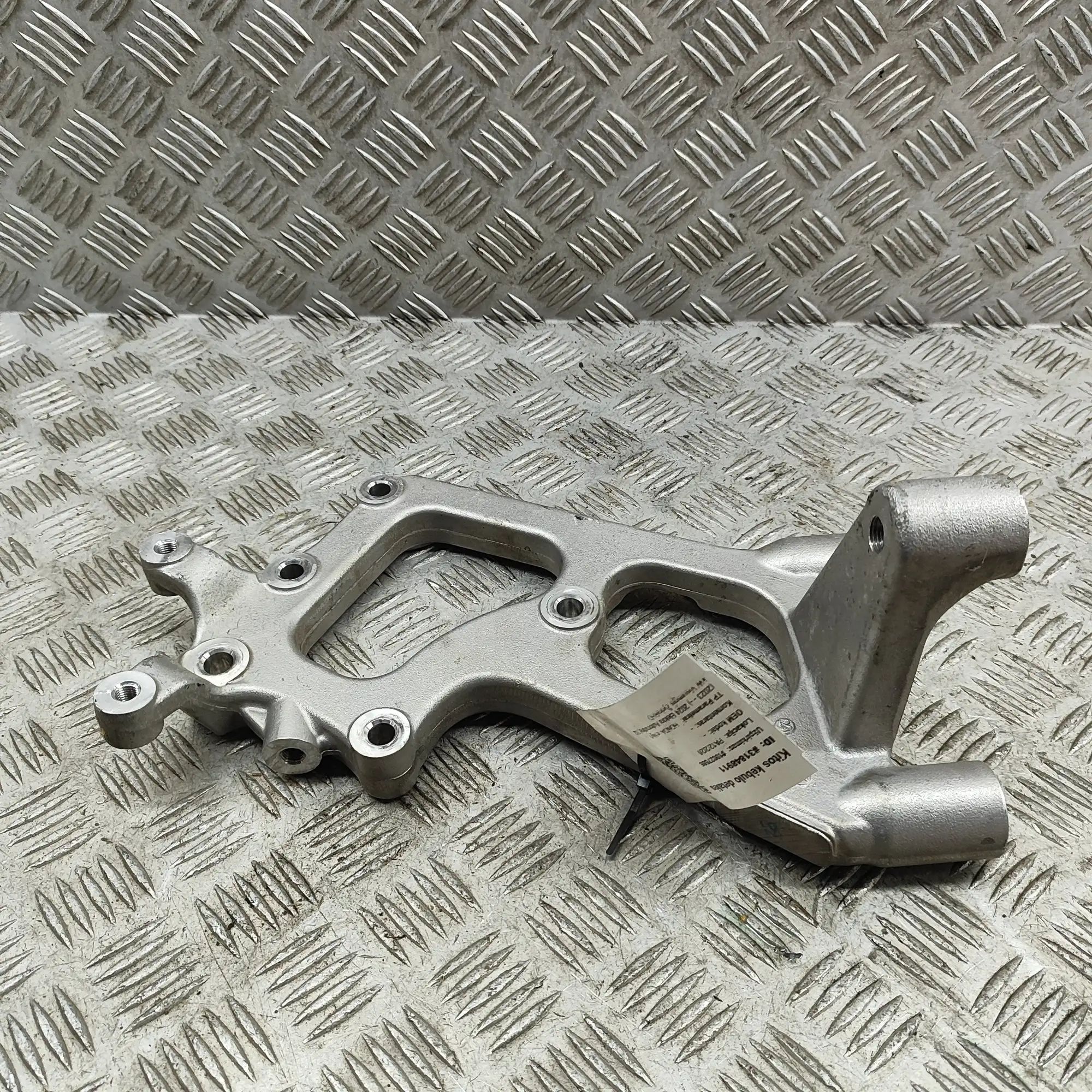 Honda HR-V / e:Ny1 Other Body Parts