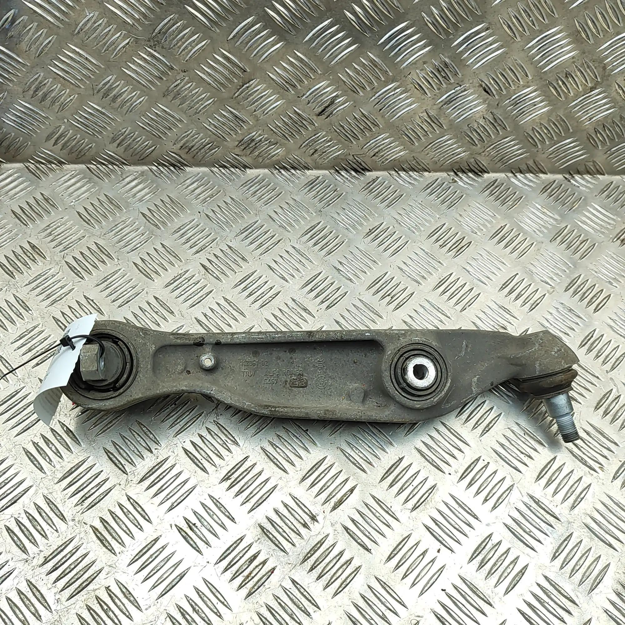 Alfa-Romeo Stelvio Front Left Straight Control Arm Front Left Straight Control Arm — ALFA ROMEO ST...