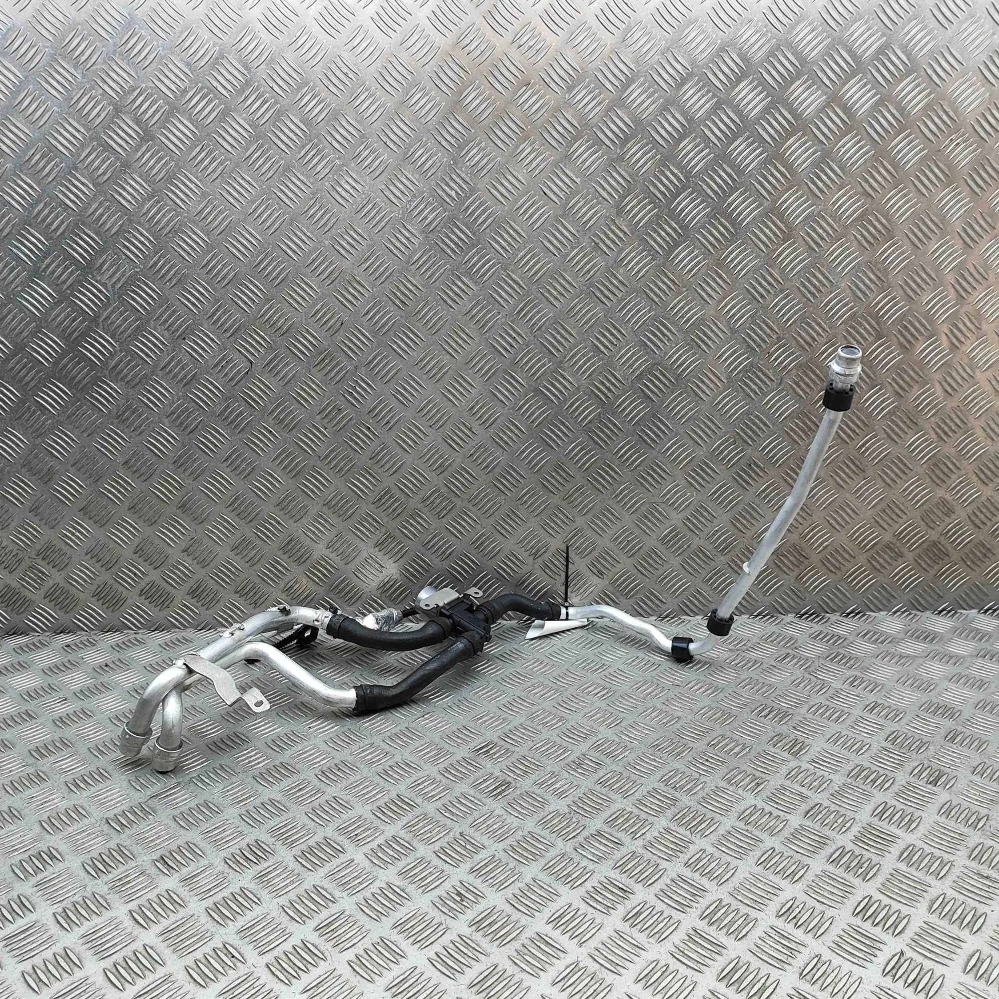 Volkswagen Tayron Шланг системы охлаждения Coolant hose — VW TAYRON (R41) (2024-...) — 5QT...