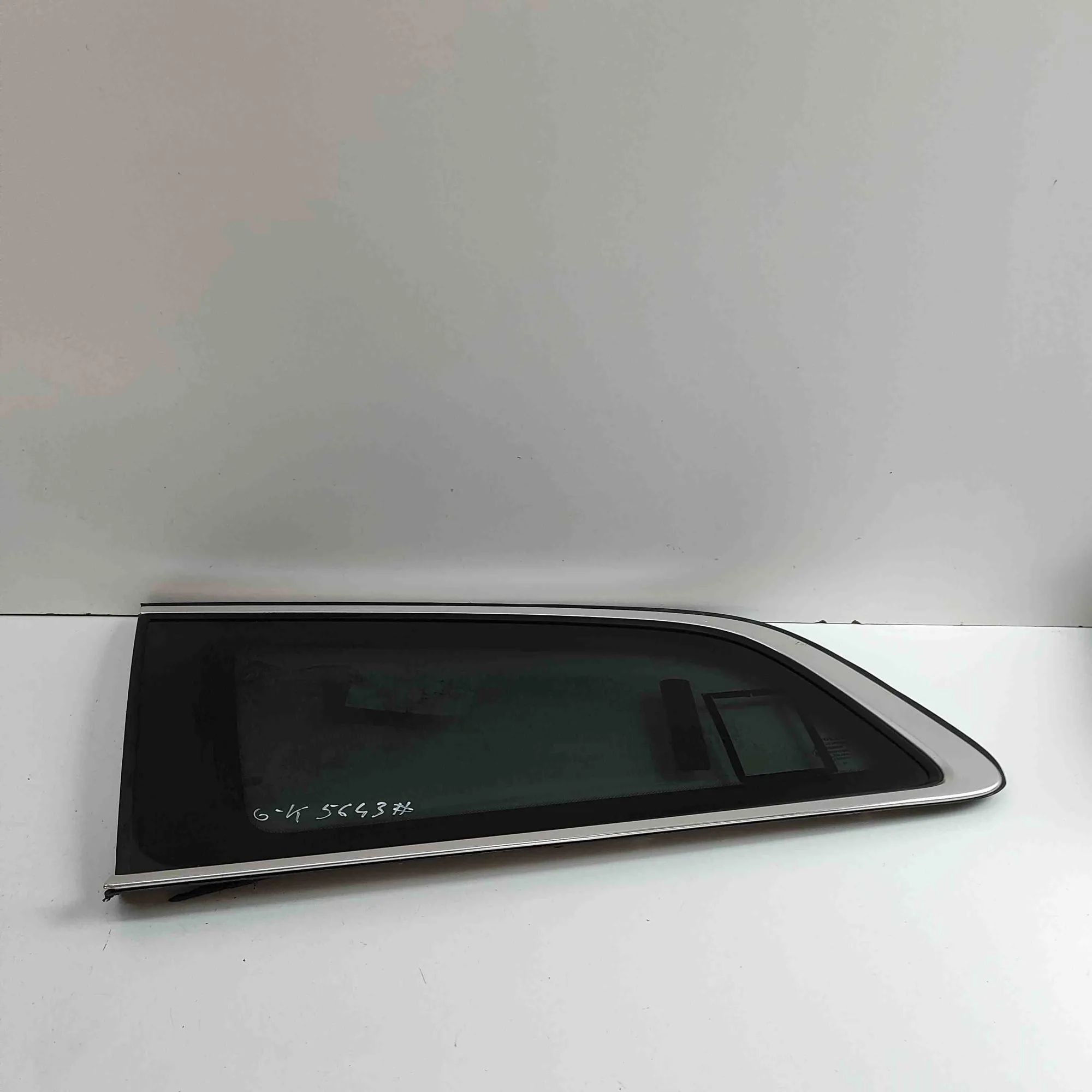 Volvo V60 Rear Left Quarter Window Rear Left Quarter Window — VOLVO V60 (II 225, 2...