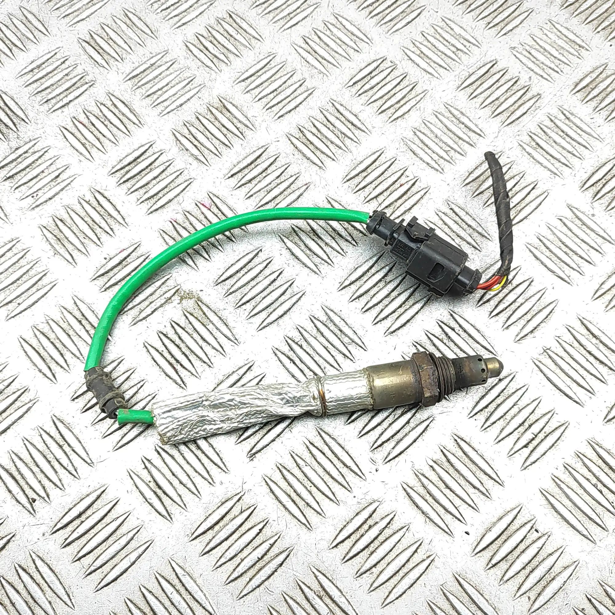 Porsche 911 (992) Lambda Oxygen Sensor Lambda Oxygen Sensor — PORSCHE 911 (992) (2019-...