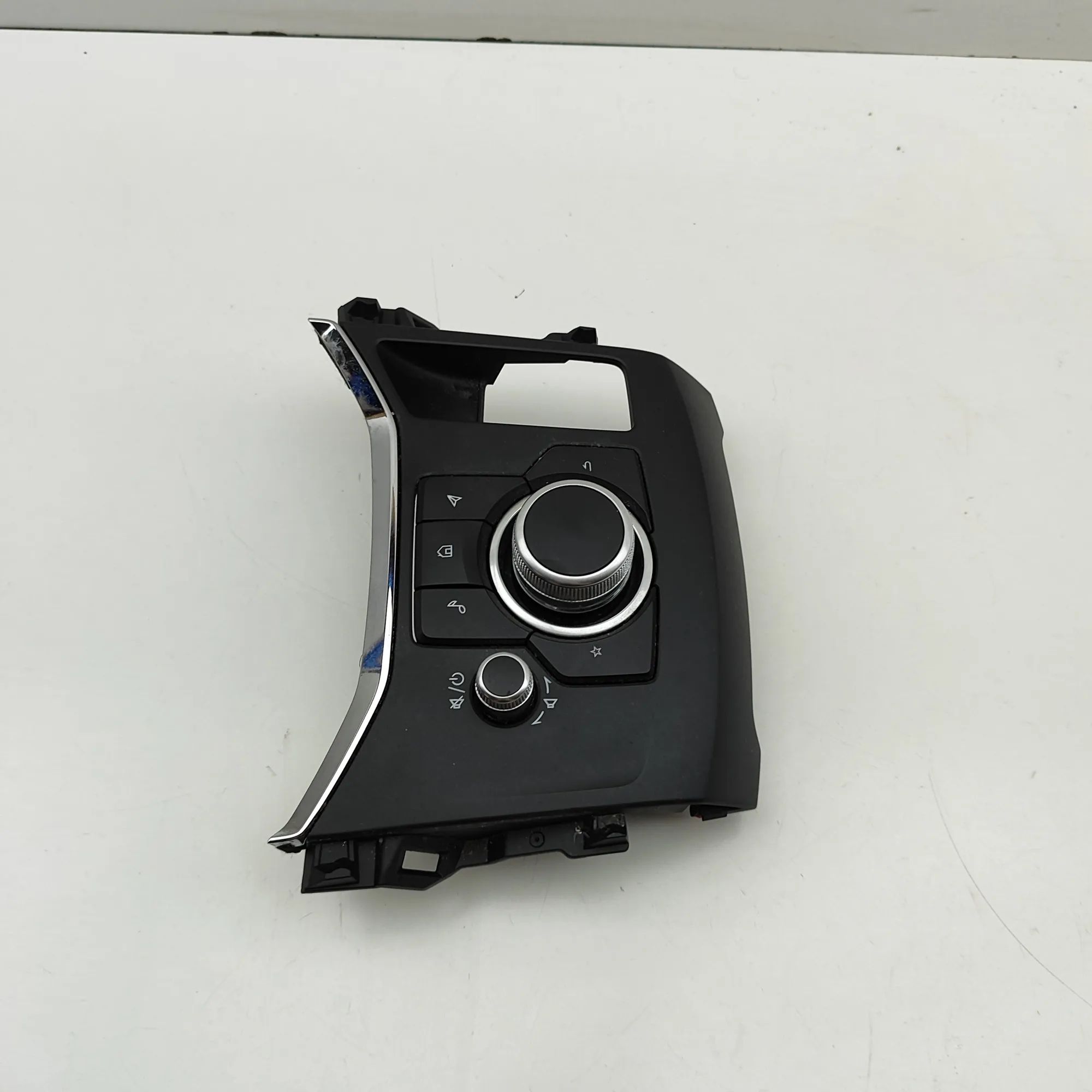 Mazda CX-5 (KF) Navigation Control Knob Navigation control knob — MAZDA CX-5 (KF) (2016...