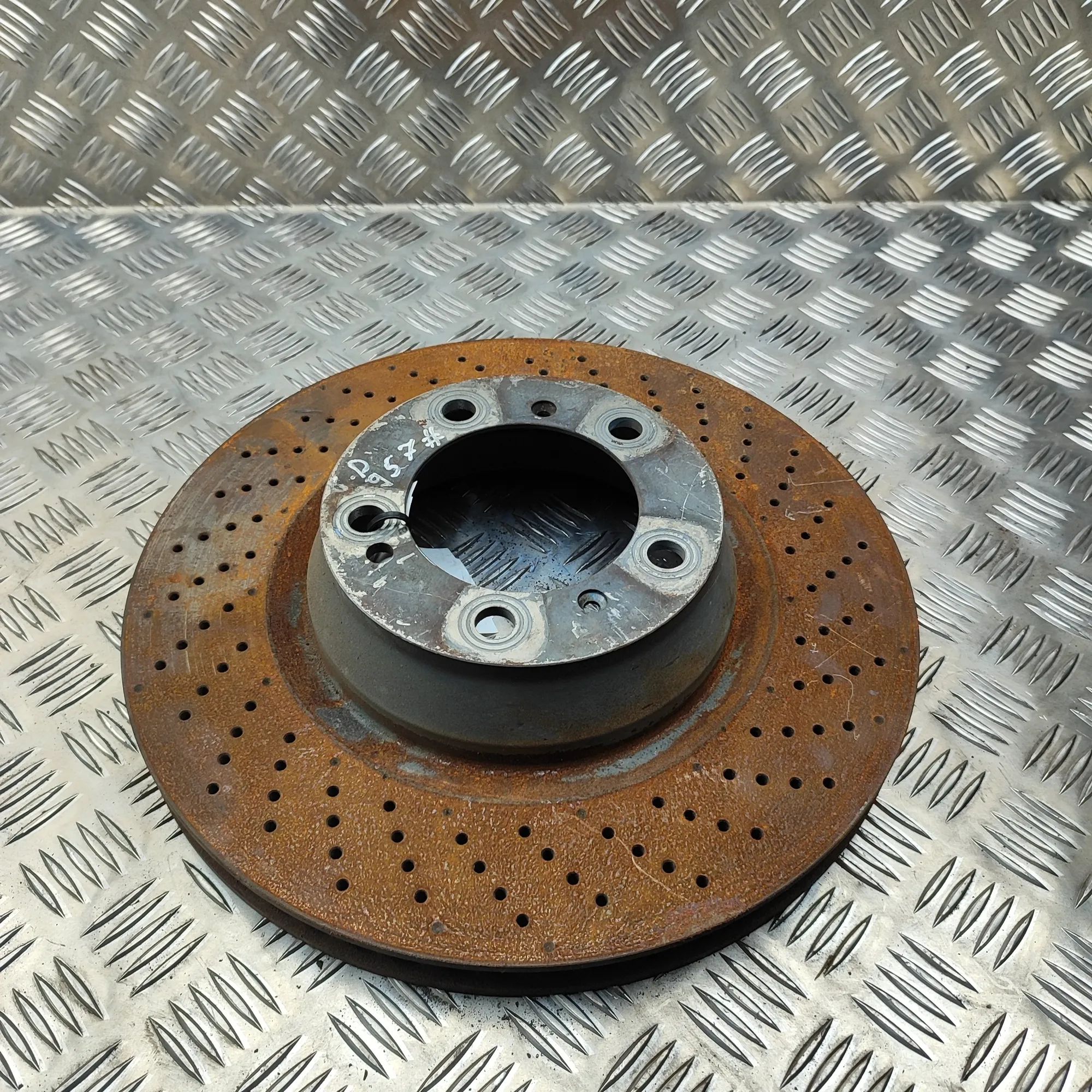Porsche 911 (991) Rear Right Brake Disc Rear Right Brake Disc — PORSCHE 911 (992) (2019...