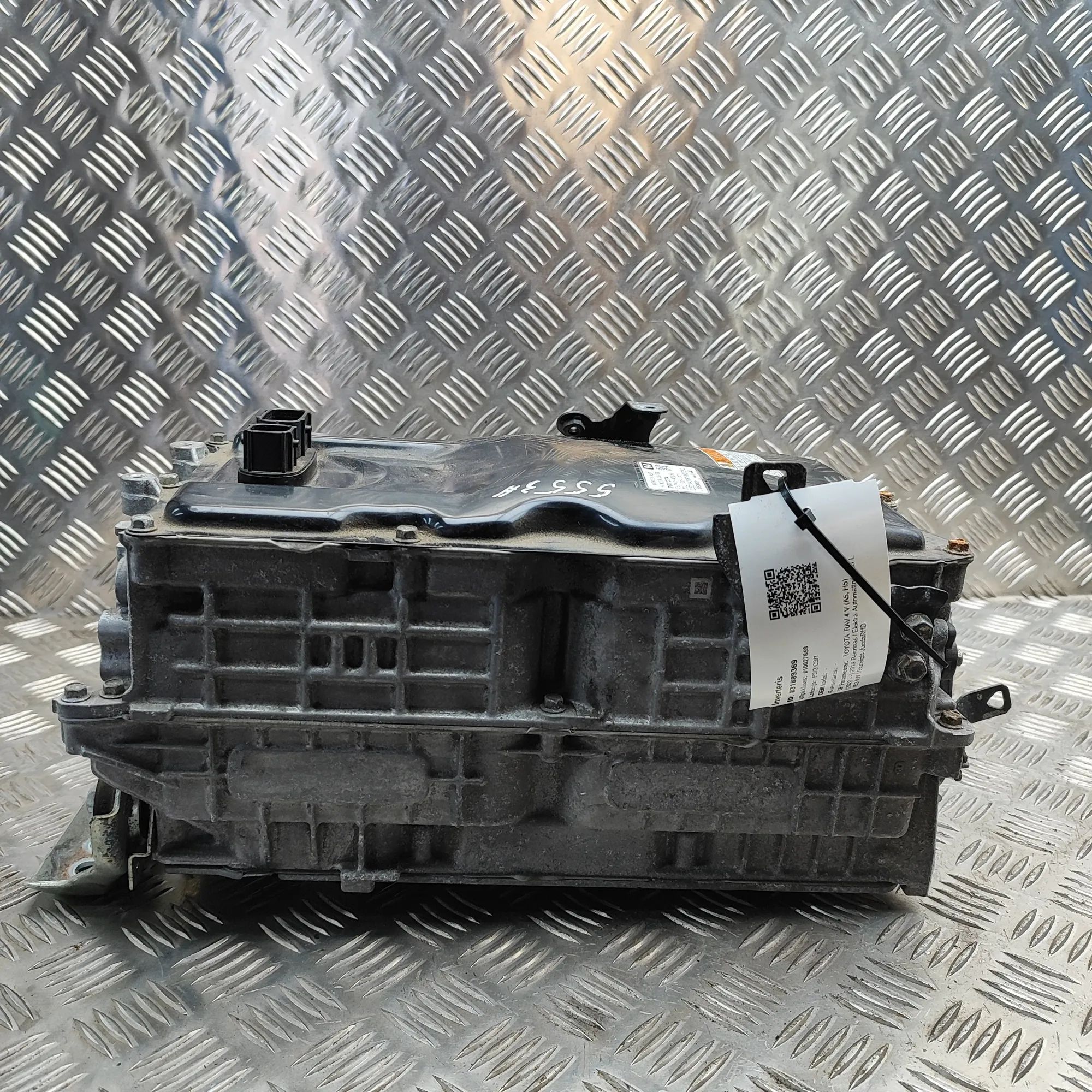 Toyota RAV4 (XA40) Invertteri Inverter — TOYOTA RAV (4 V A5, H5) (2020-...) —...