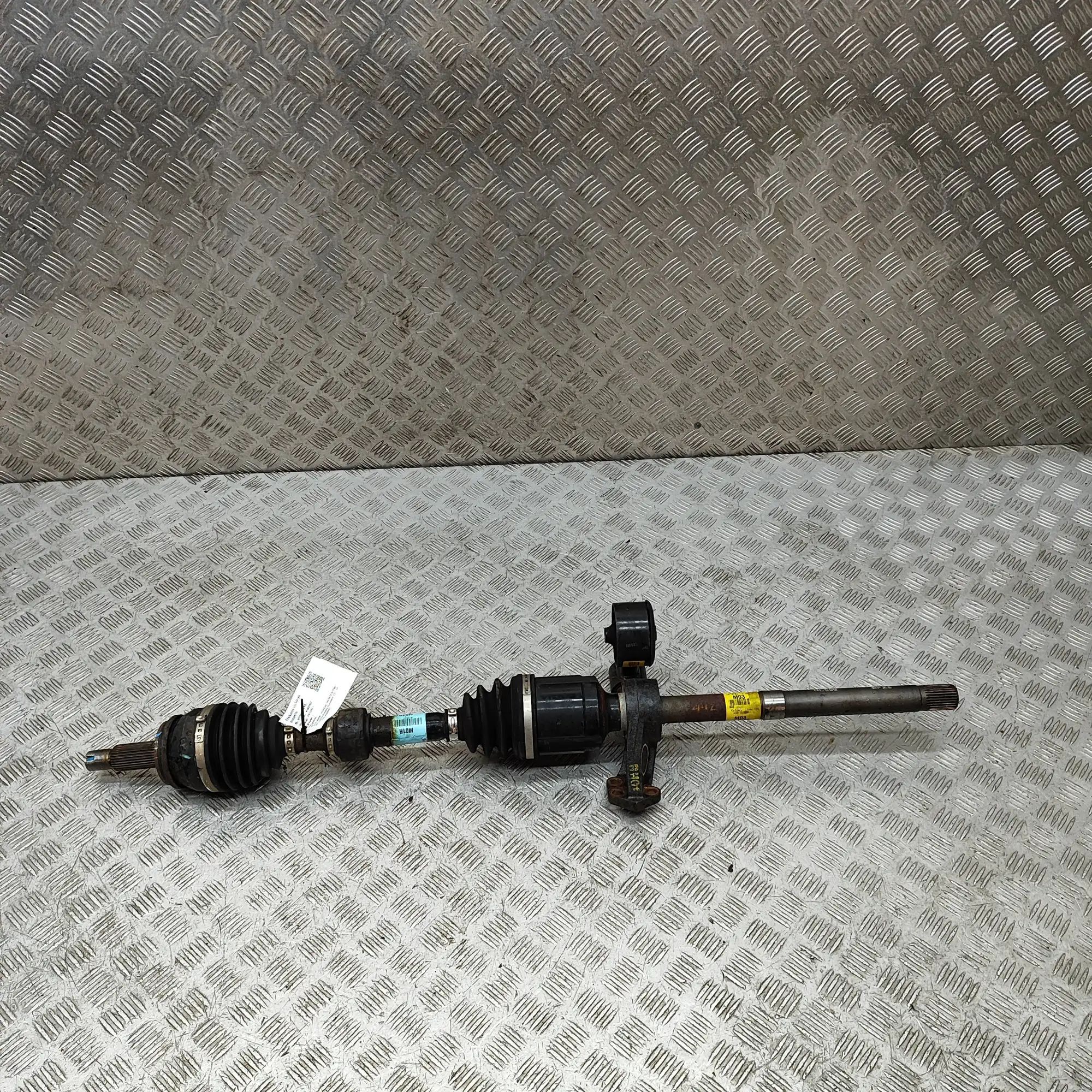 Hyundai Santa Fe Front Right Driveshaft Front Right Driveshaft — HYUNDAI SANTA (FÉ IV T...