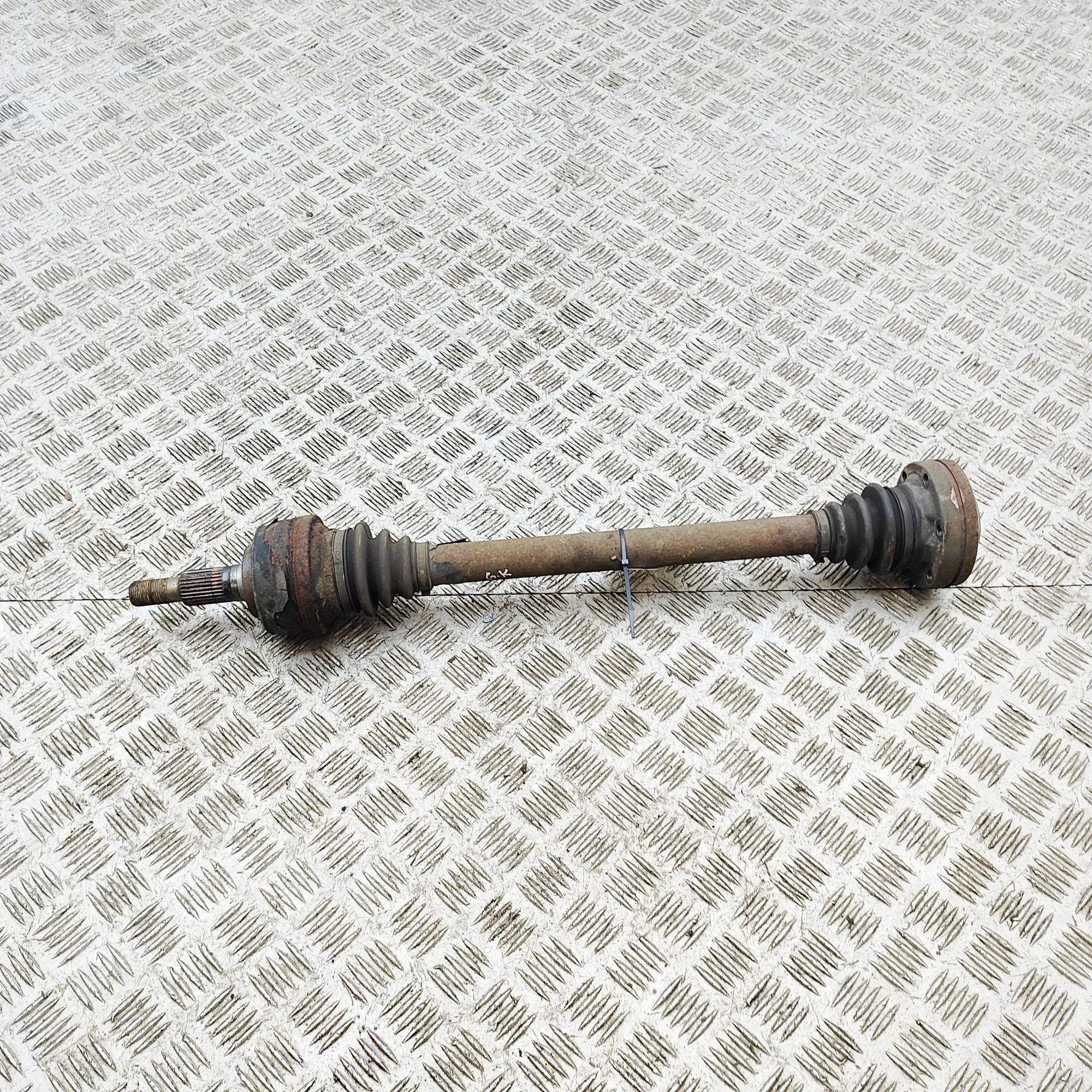 Porsche 911 (997) Rear Left Driveshaft Rear Left Driveshaft — PORSCHE 911 (997) (2004-...