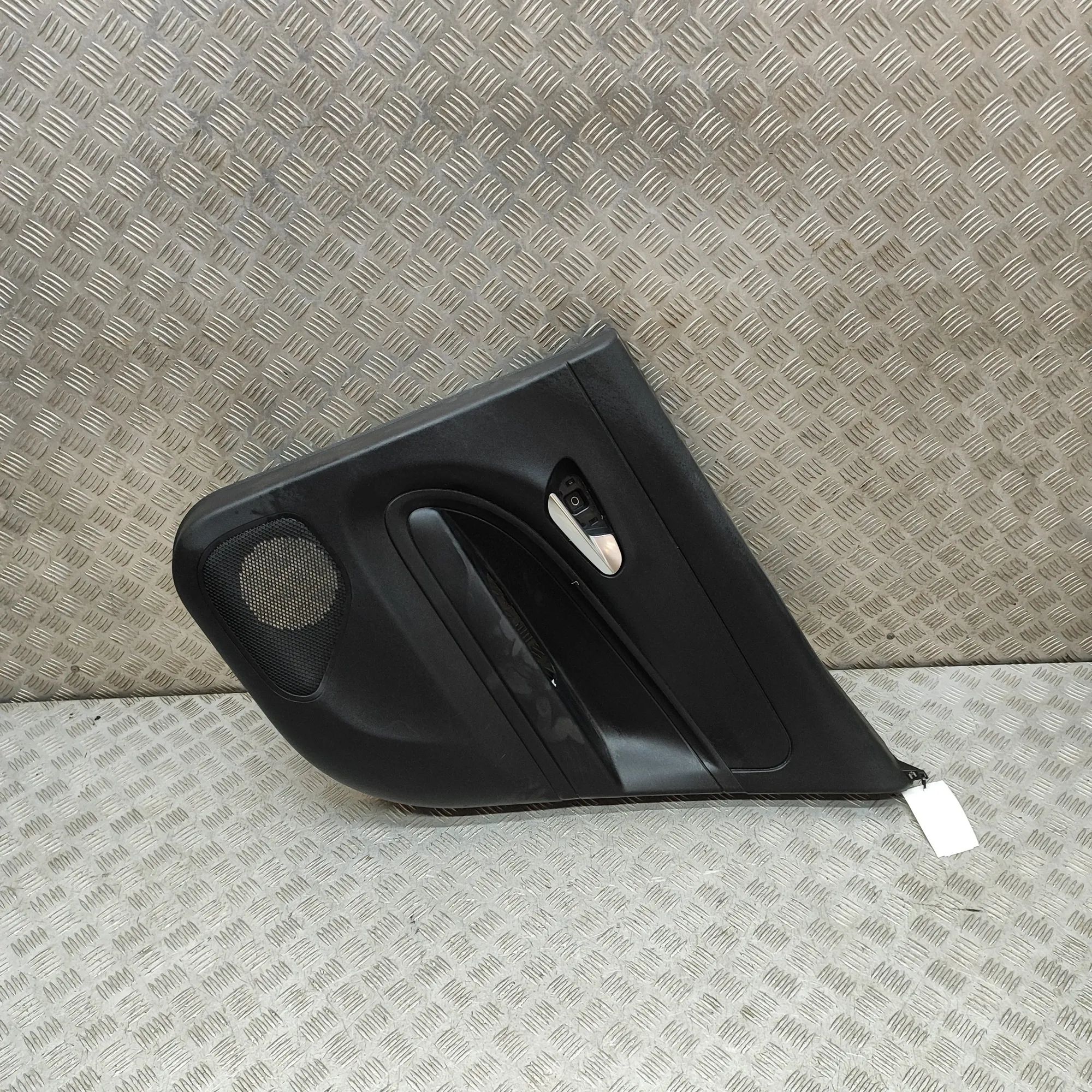 Jeep Avenger Rear Right Door Panel Rear Right Door Panel — JEEP AVENGER (J2) (2022...