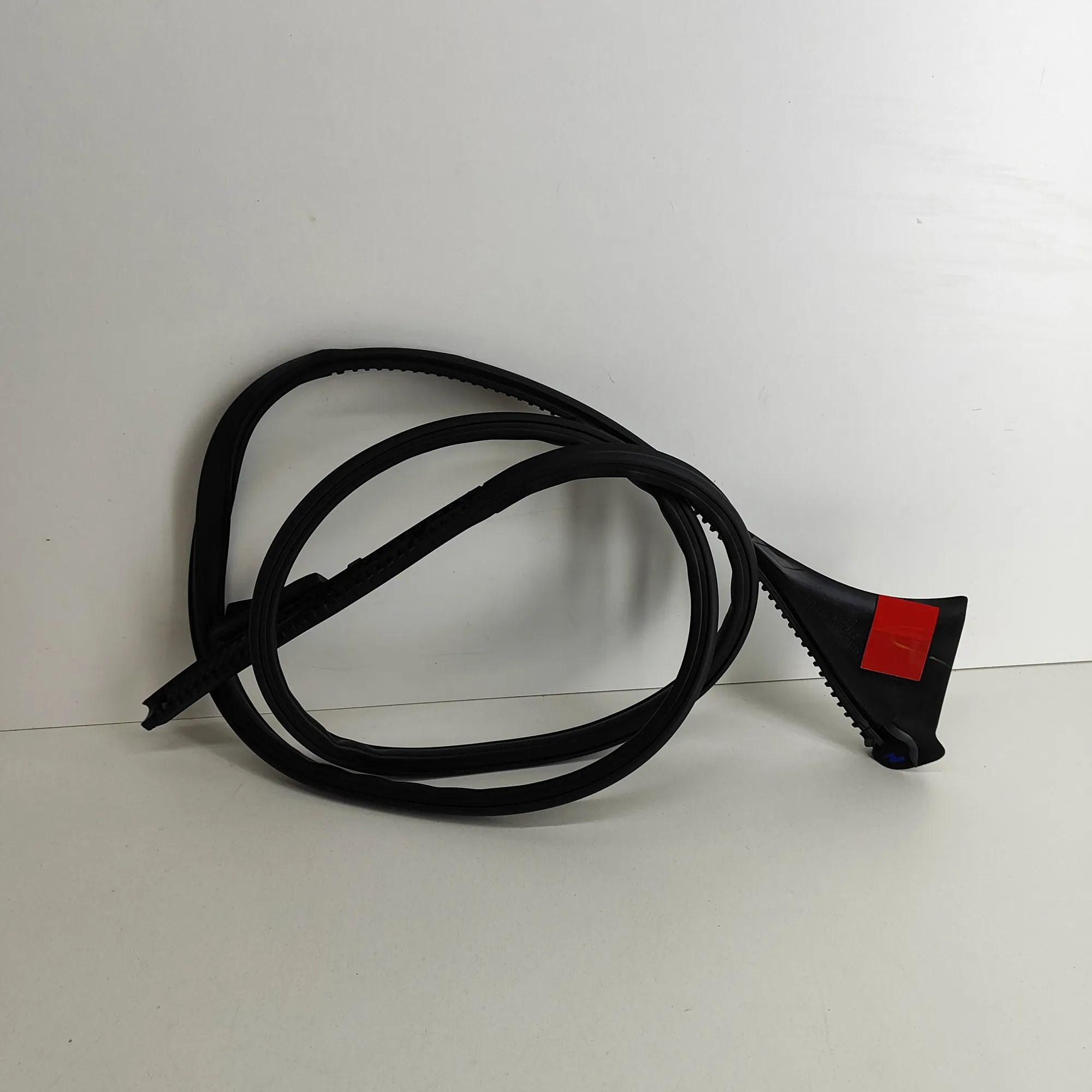 Mercedes-Benz CLA (C117) Left Side Roof Strip Trim Left Side Roof Strip Trim — MERCEDES BENZ CLA (...