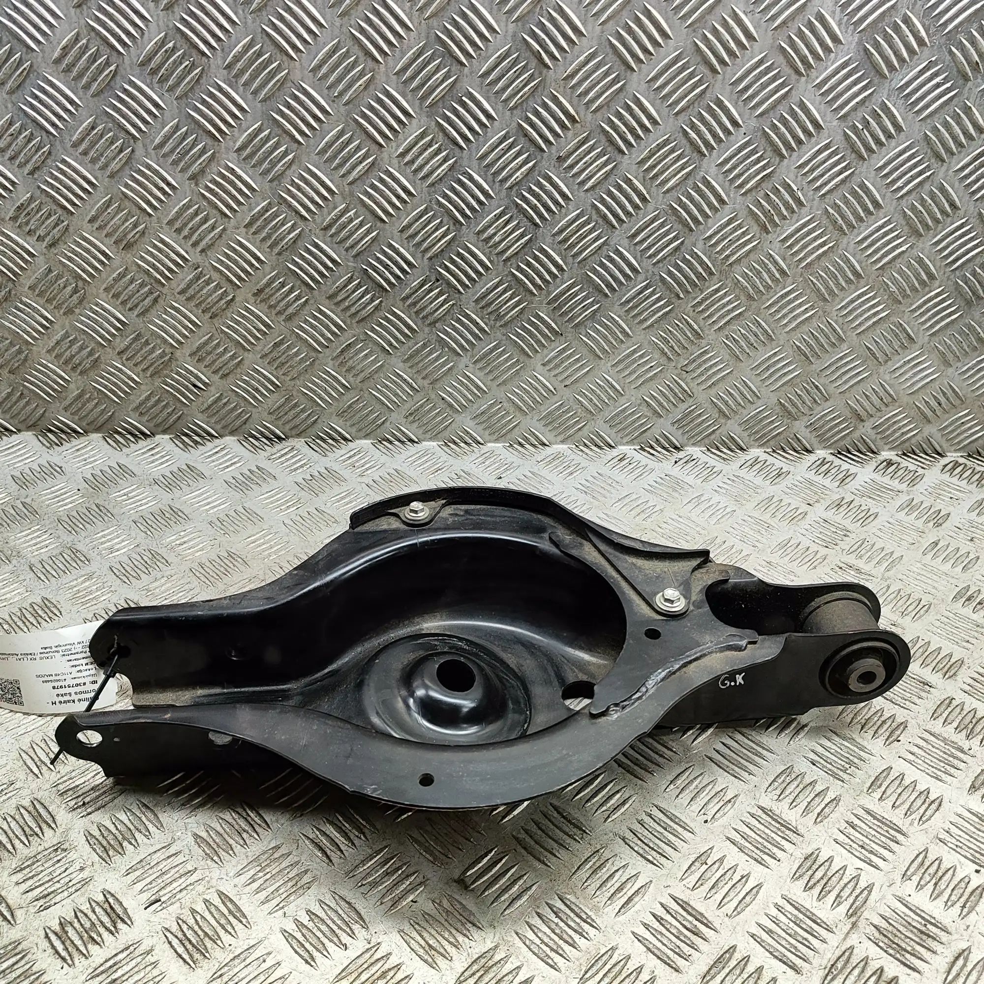 Lexus RX Rear Left Lower Control Arm Rear Left Lower Control Arm — LEXUS RX (_LA1_, ...
