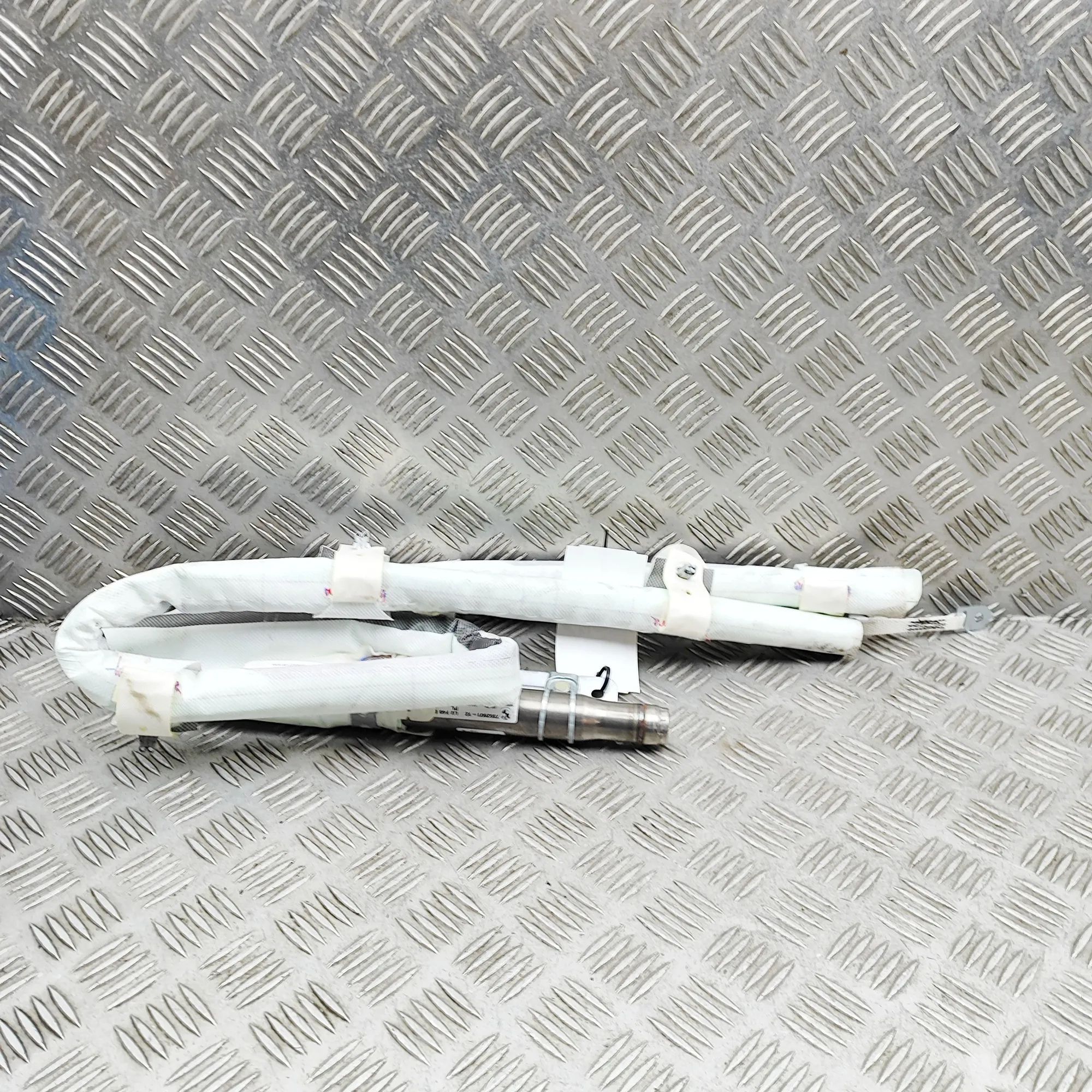 BMW X1 (F48) Left Side Roof Safety Curtain SRS Left Side Roof Safety Curtain SRS — BMW X1 (F48...