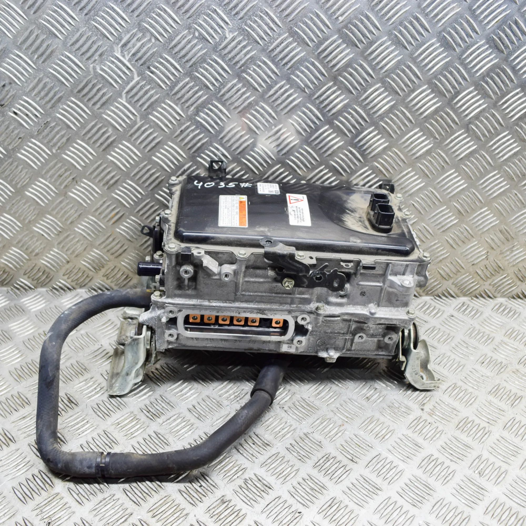 Toyota RAV4 (XA40) Invertteri Inverter — TOYOTA RAV (4 V XA50) (2018-...) — G...