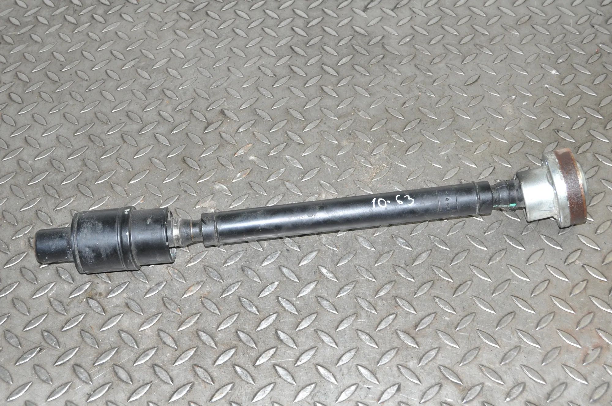 Maserati Levante Gearbox Short Propshaft Gearbox Short Propshaft — MASERATI LEVANTE (SUV...